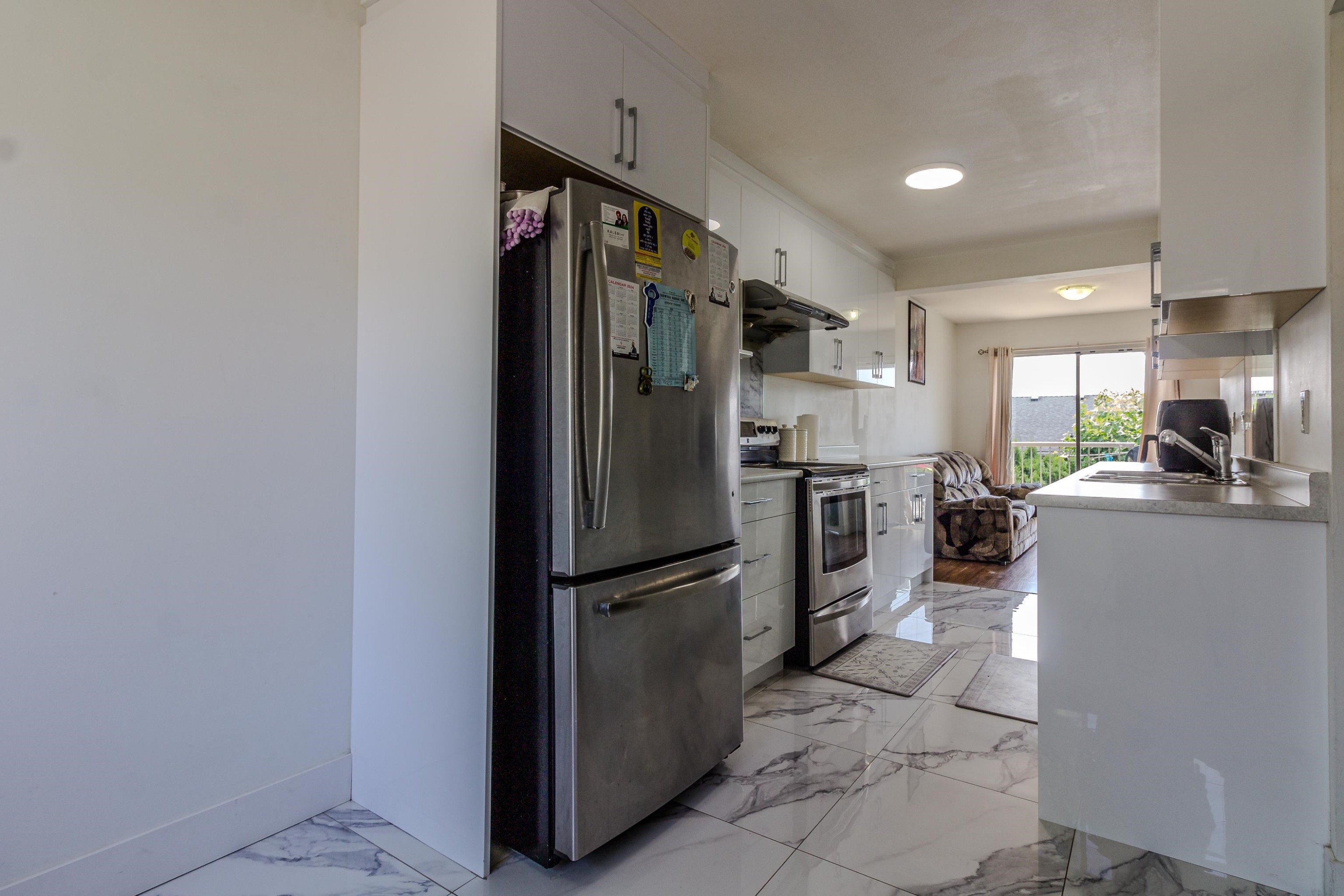 









3070


Townline

Road, 6,
Abbotsford,




BC
V2T 5M2

