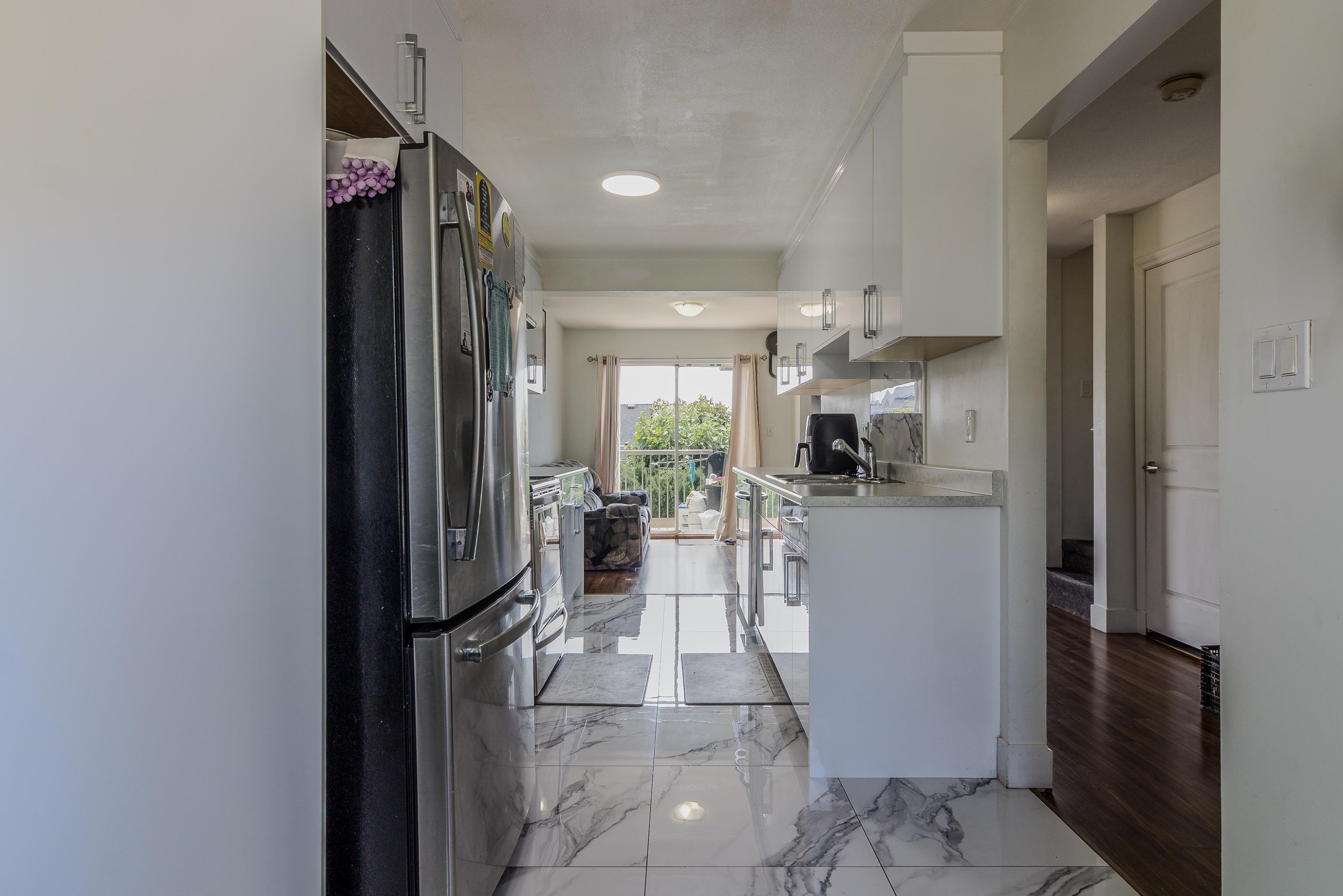 









3070


Townline

Road, 6,
Abbotsford,




BC
V2T 5M2

