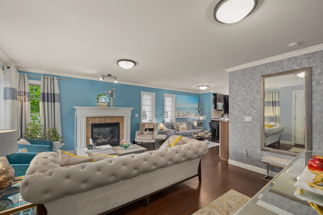 









6238


192

Street, 9,
Surrey,




BC
V3S 0S2

