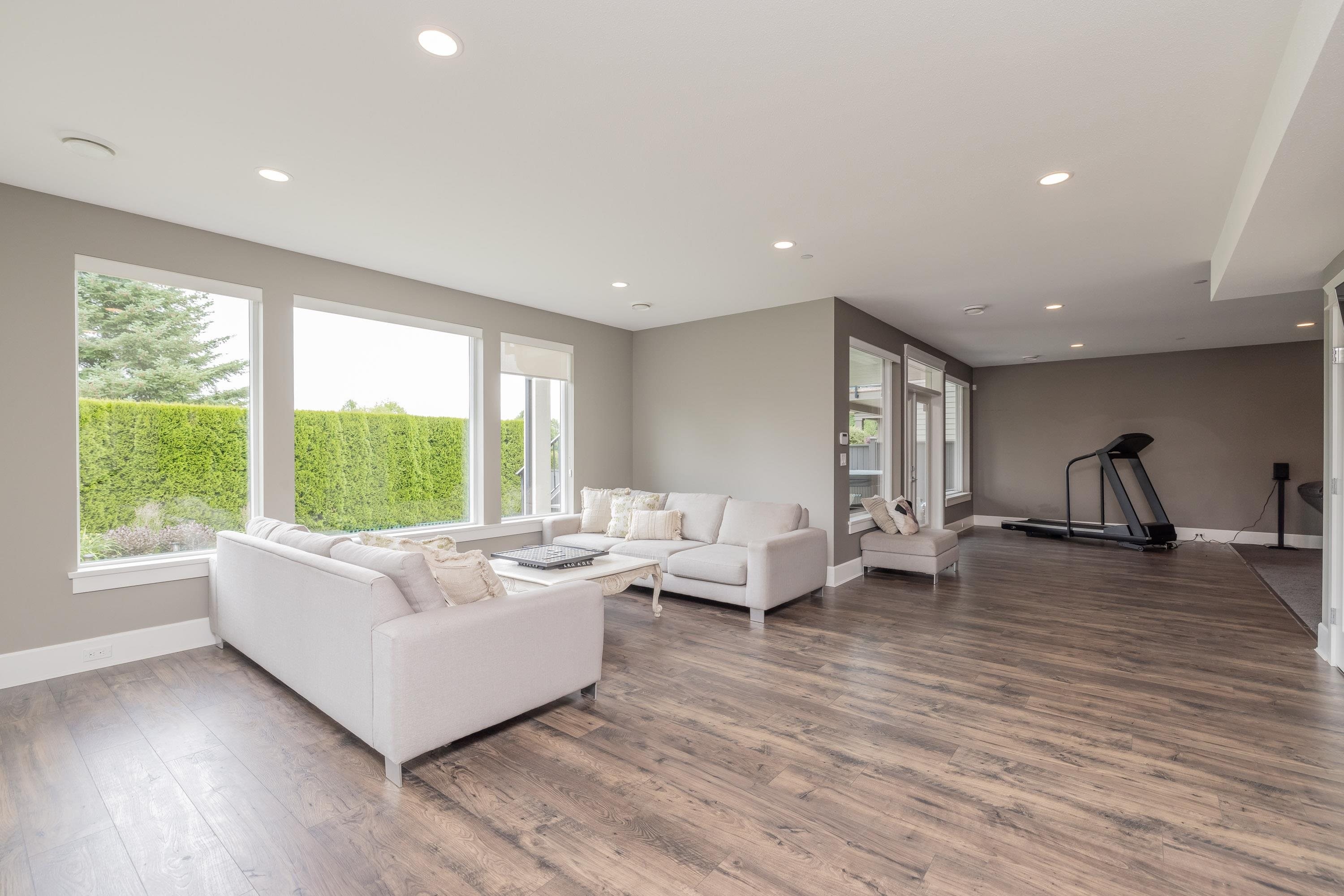 









24455


61

Avenue, 7,
Langley,




BC
V2Y 0R4

