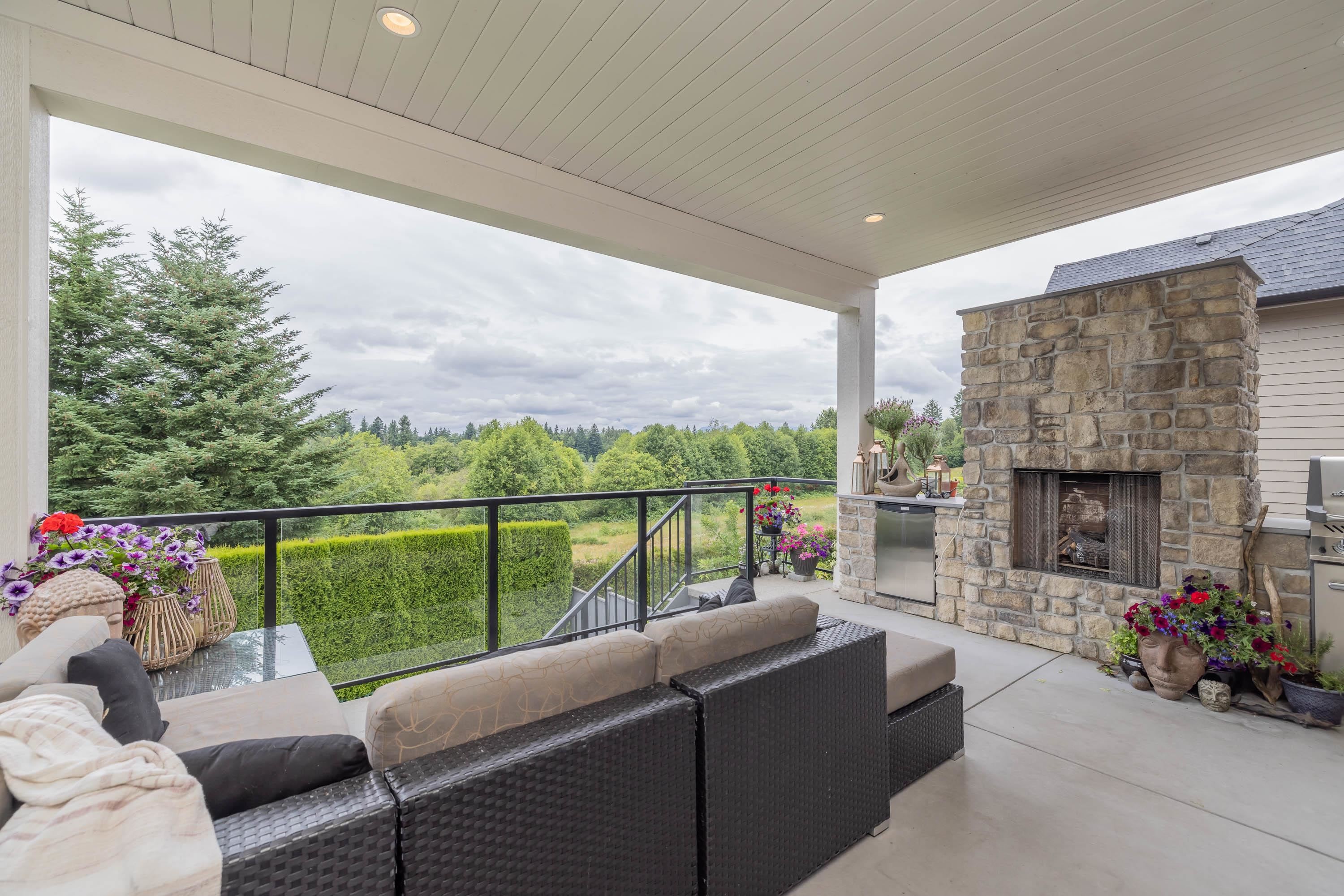 









24455


61

Avenue, 7,
Langley,




BC
V2Y 0R4

