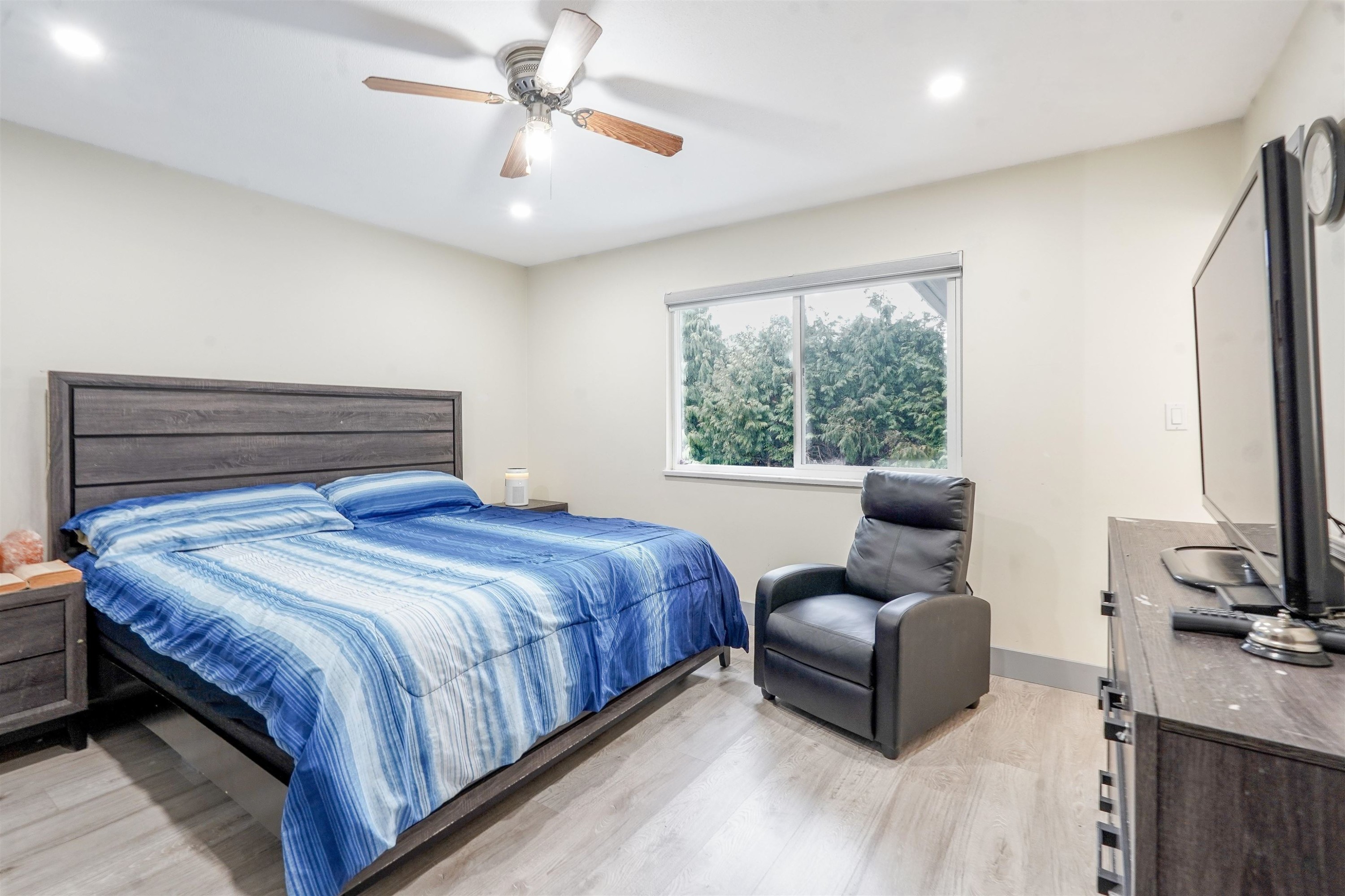 









8681


146a

Street,
Surrey,




BC
V3S 6N7

