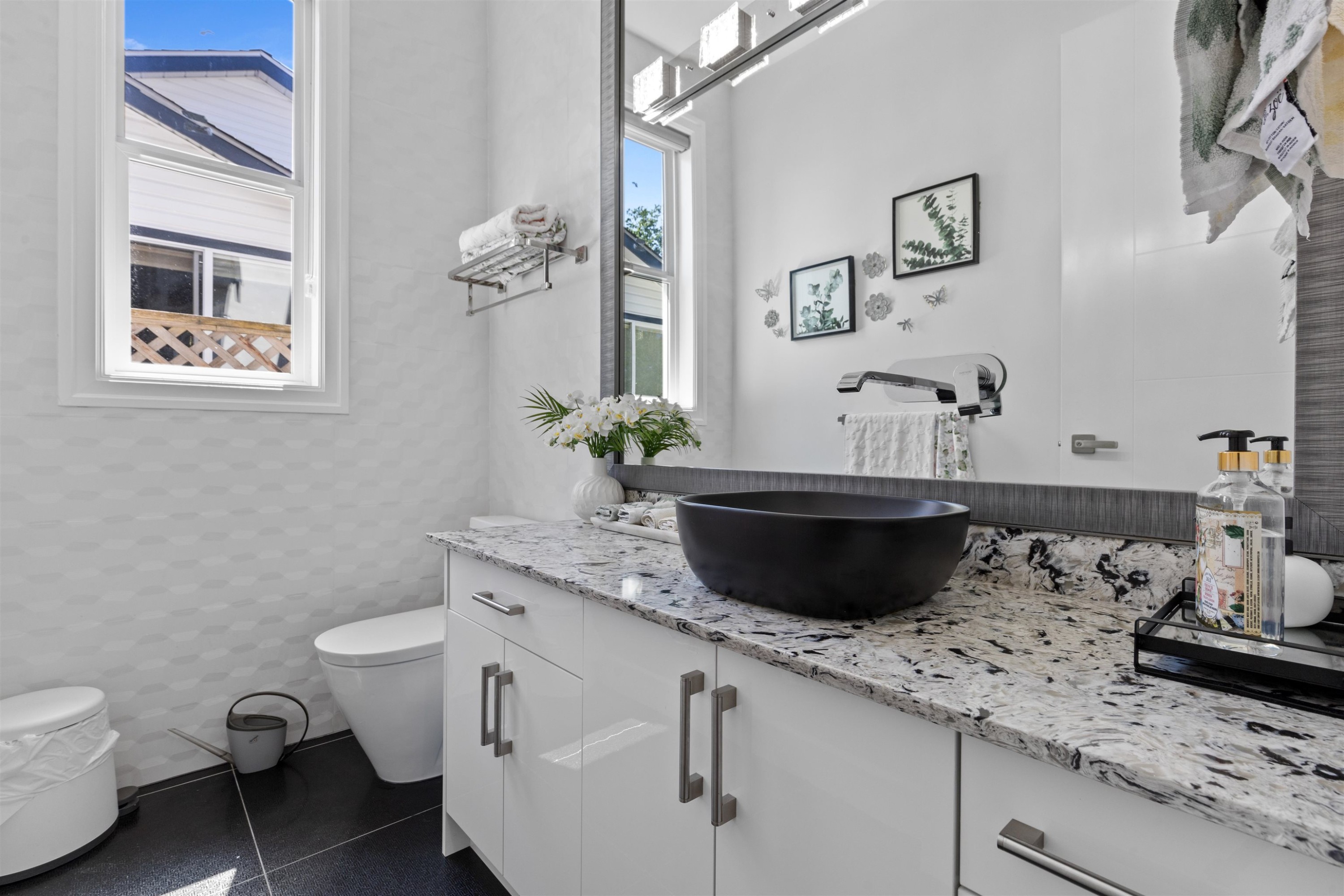 









14678


St. Andrews

Drive,
Surrey,




BC
V3R 5V4

