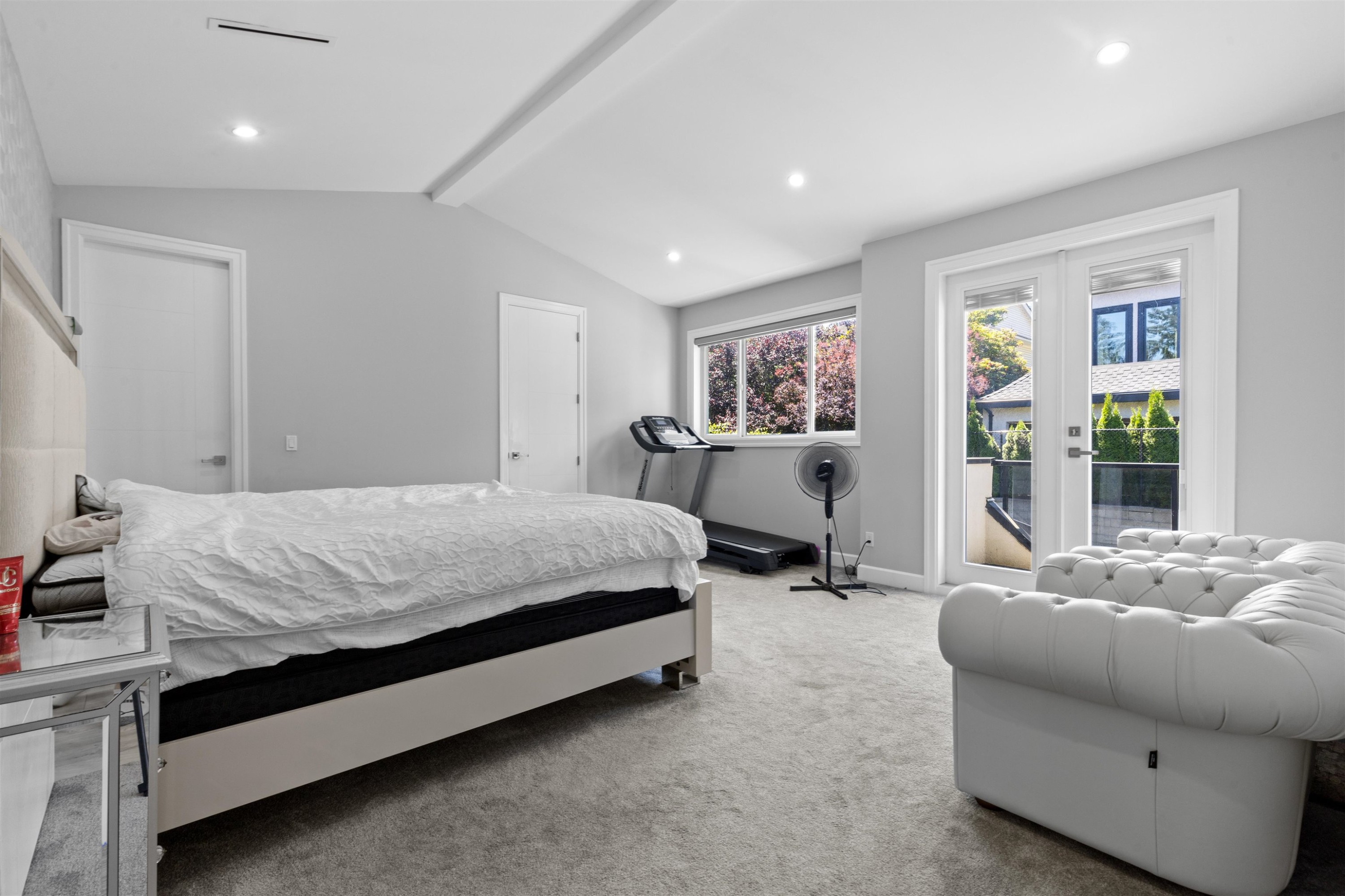 









14678


St. Andrews

Drive,
Surrey,




BC
V3R 5V4

