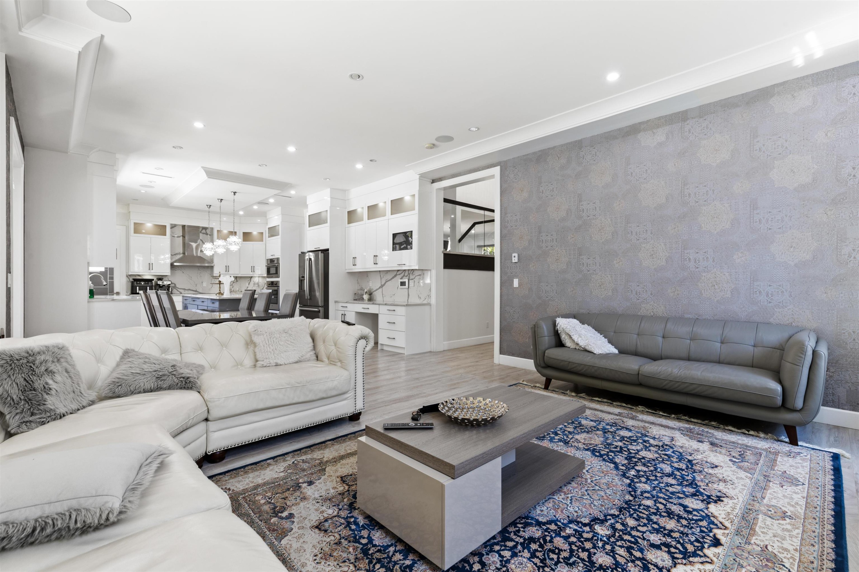 









14678


St. Andrews

Drive,
Surrey,




BC
V3R 5V4

