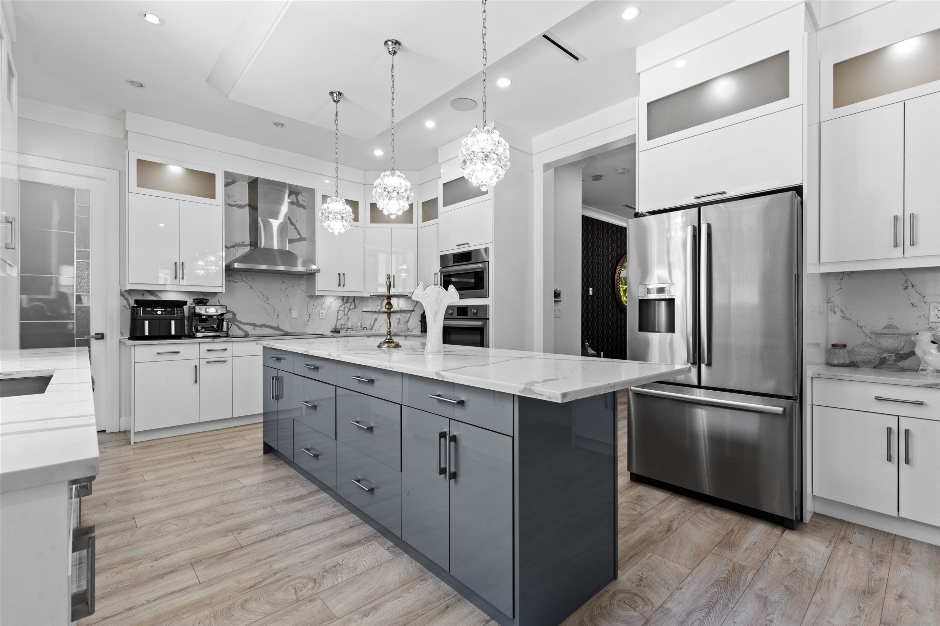 









14678


St. Andrews

Drive,
Surrey,




BC
V3R 5V4

