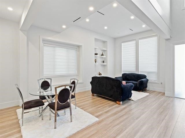 









17030


79a

Avenue,
Surrey,




BC
V4N 0C6


