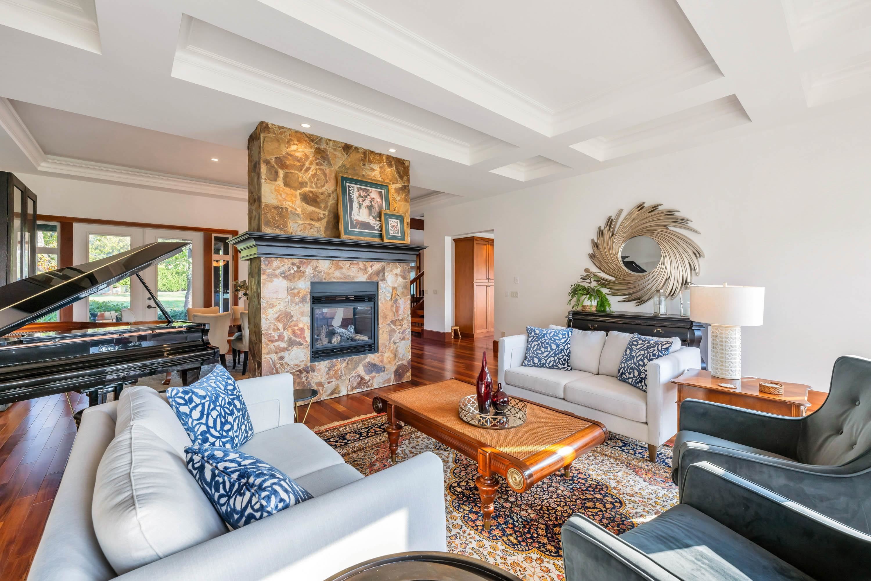 









18208


92

Avenue,
Surrey,




BC
V4N 3Y8

