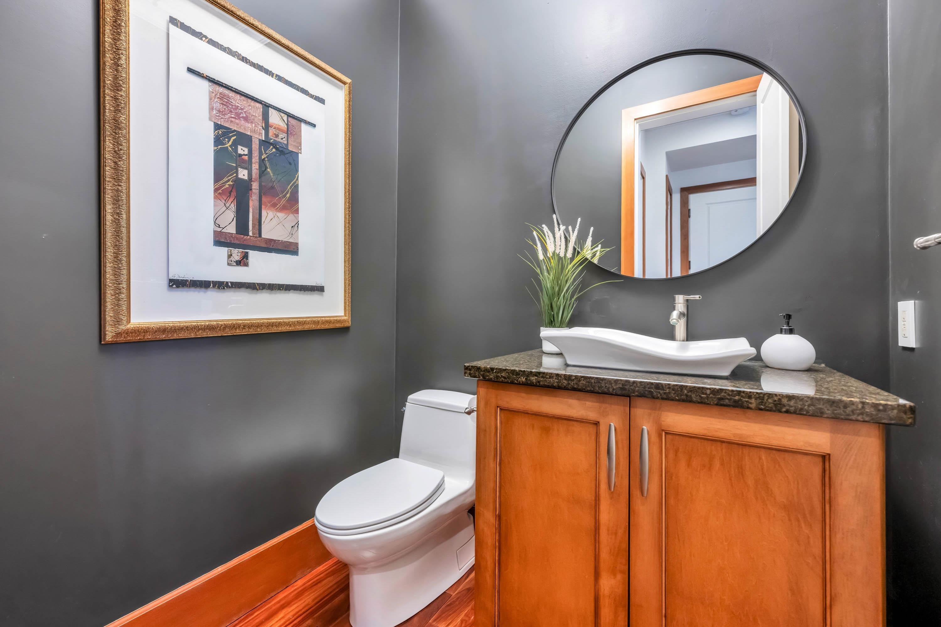 









18208


92

Avenue,
Surrey,




BC
V4N 3Y8

