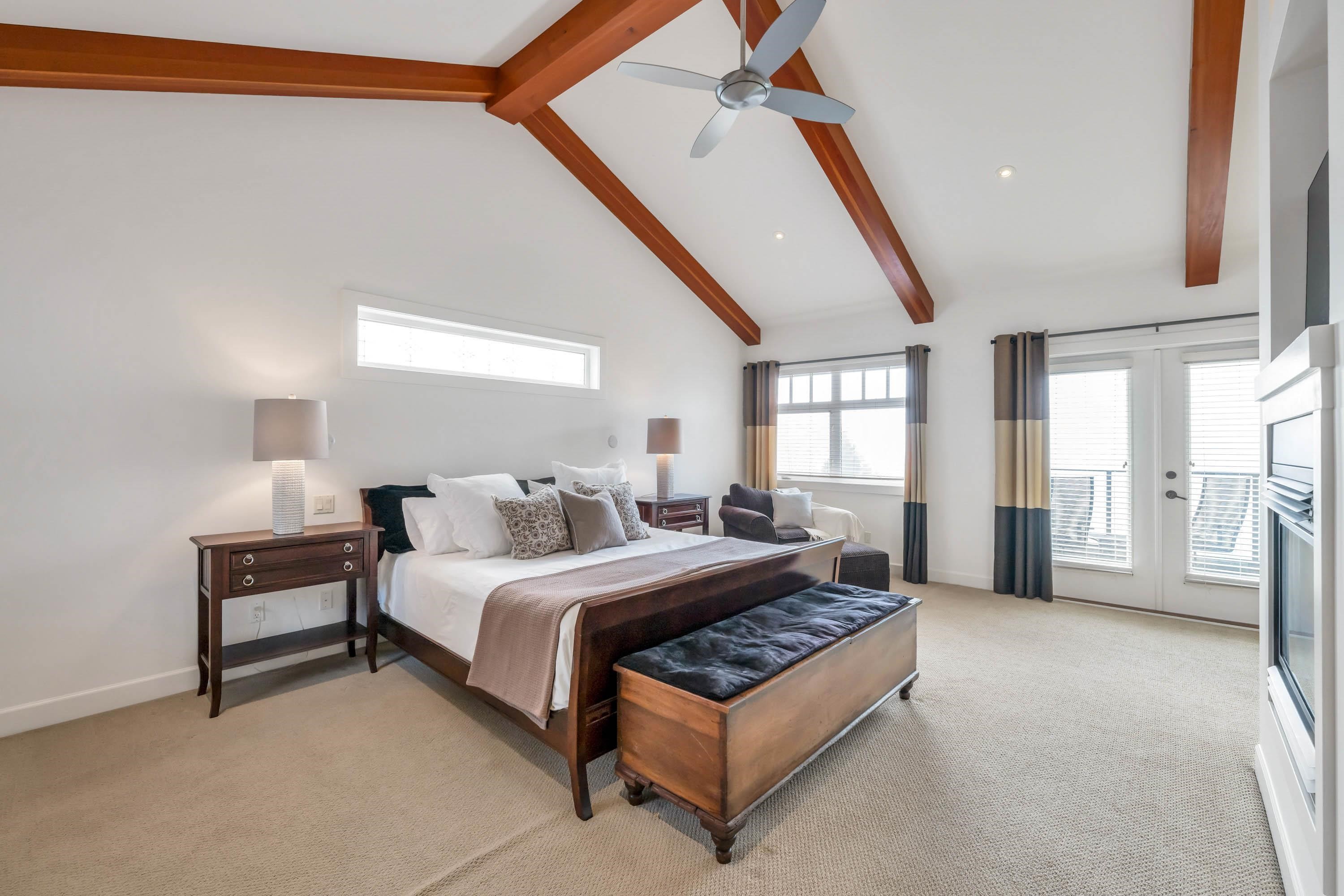 









18208


92

Avenue,
Surrey,




BC
V4N 3Y8

