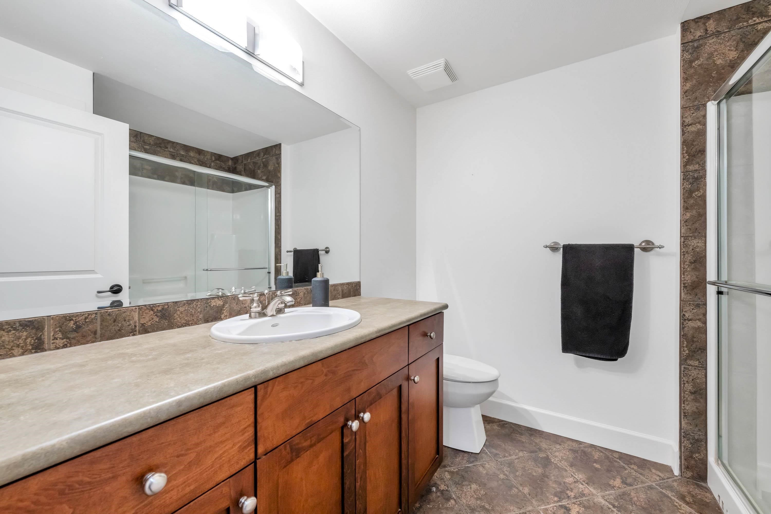 









18208


92

Avenue,
Surrey,




BC
V4N 3Y8

