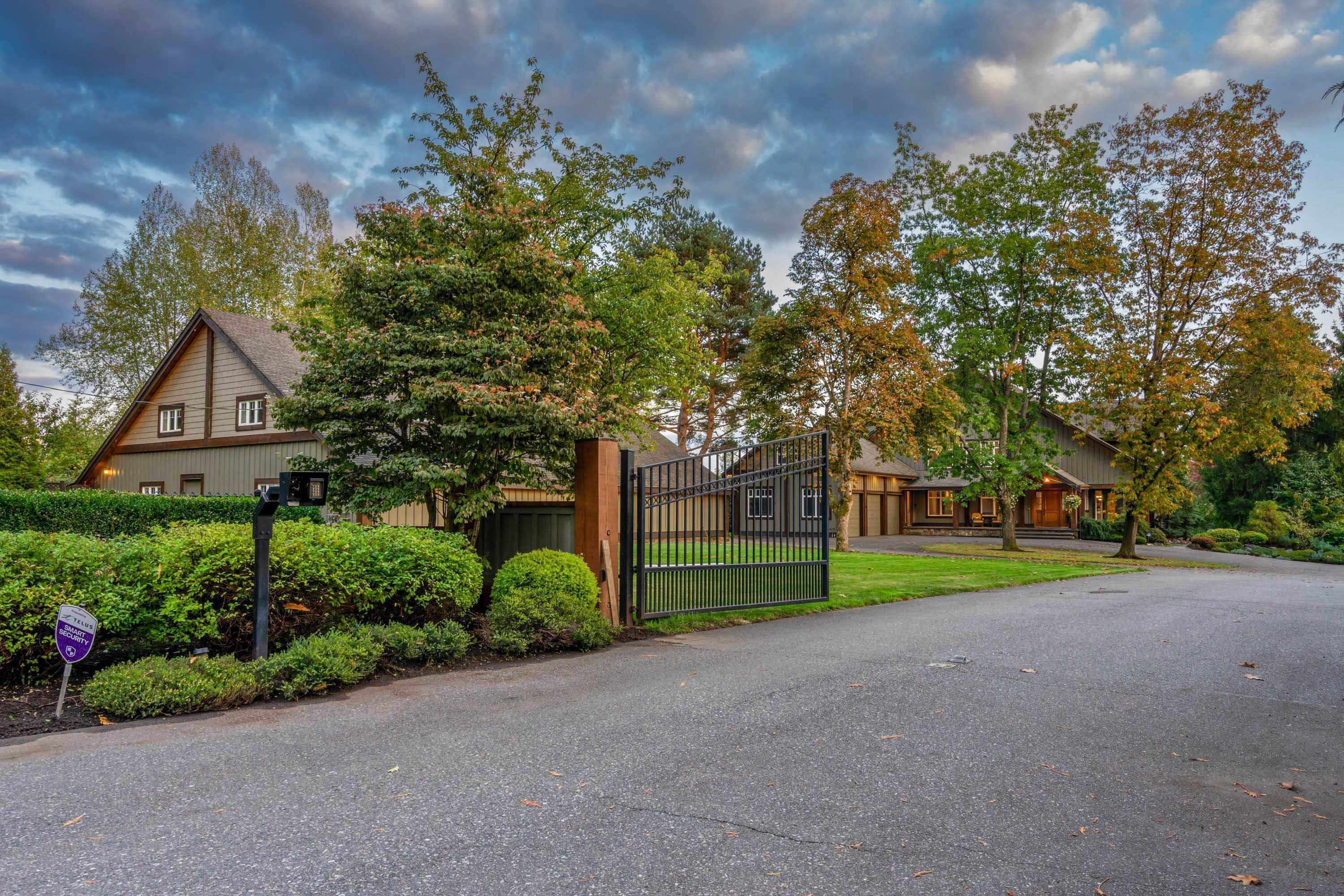 









18208


92

Avenue,
Surrey,




BC
V4N 3Y8

