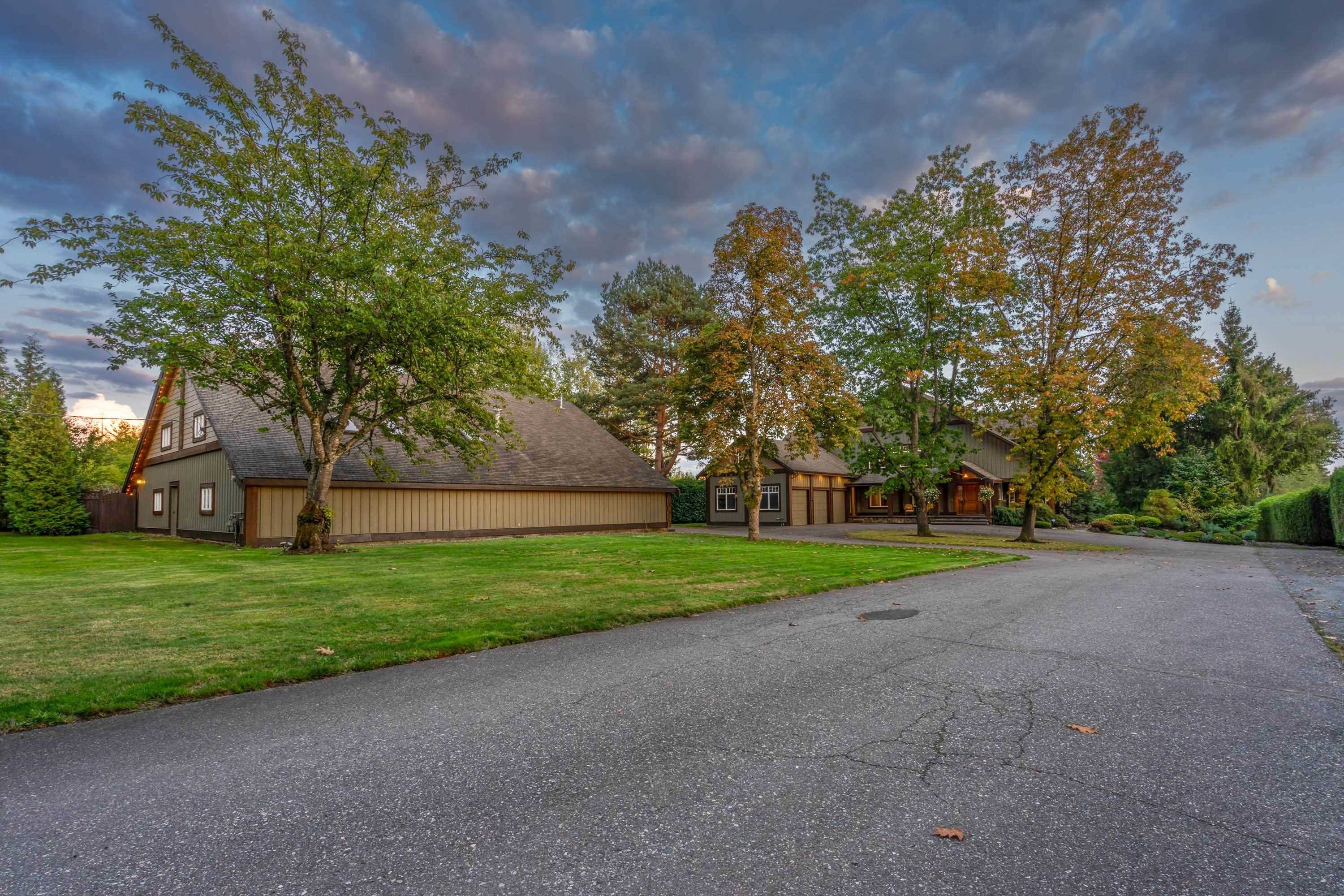 









18208


92

Avenue,
Surrey,




BC
V4N 3Y8

