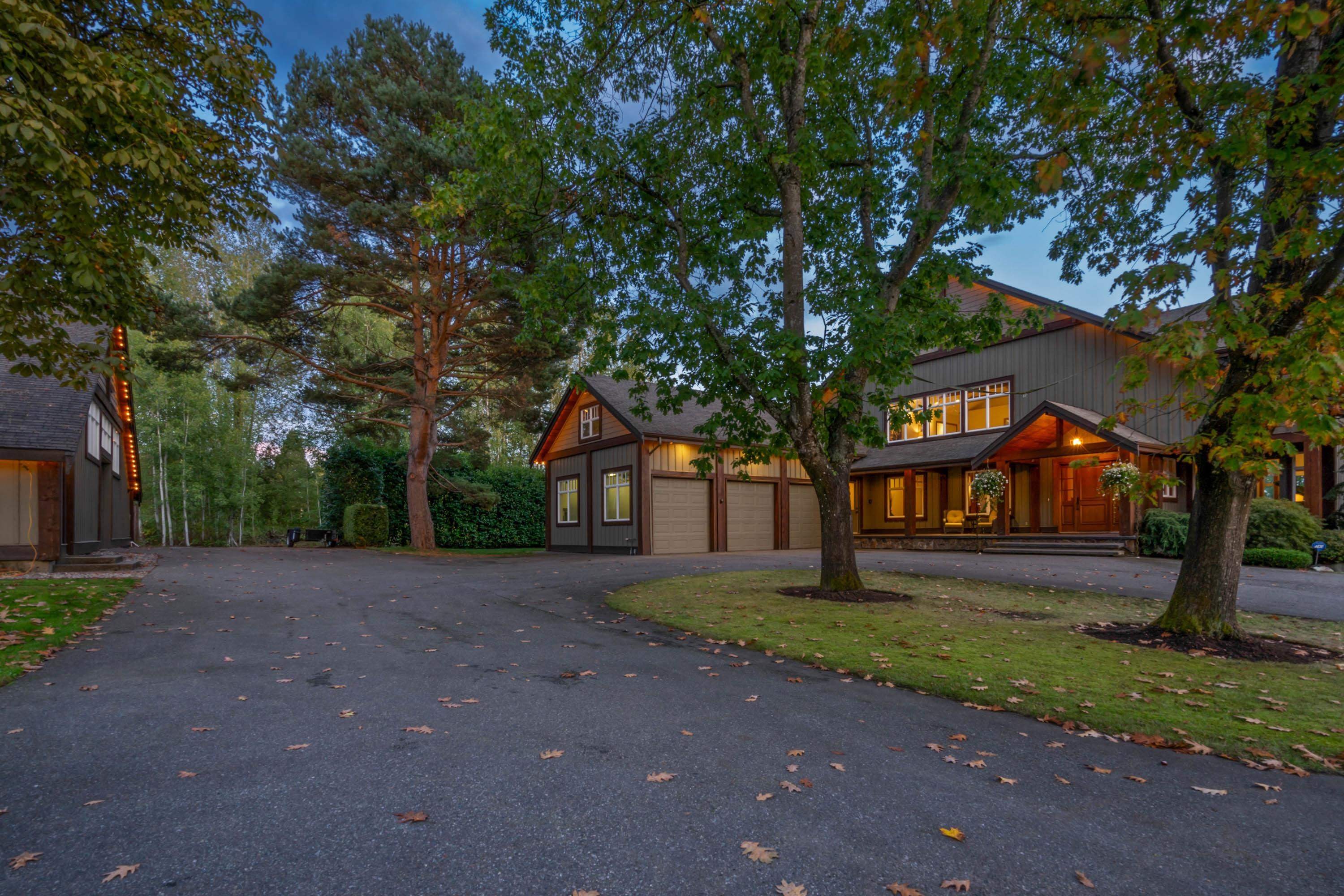 









18208


92

Avenue,
Surrey,




BC
V4N 3Y8

