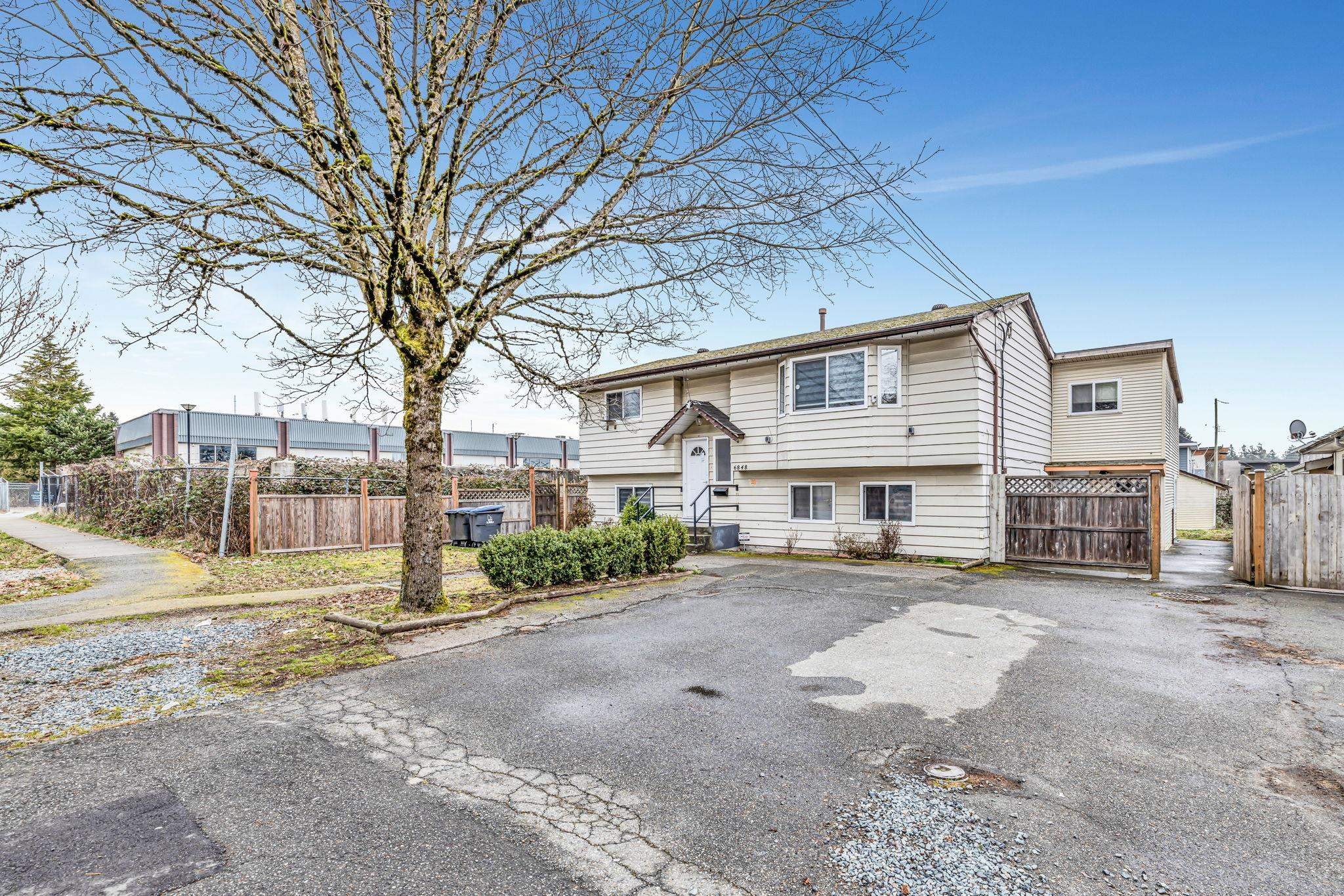 









6848


135

Street,
Surrey,




BC
V3W 4W6

