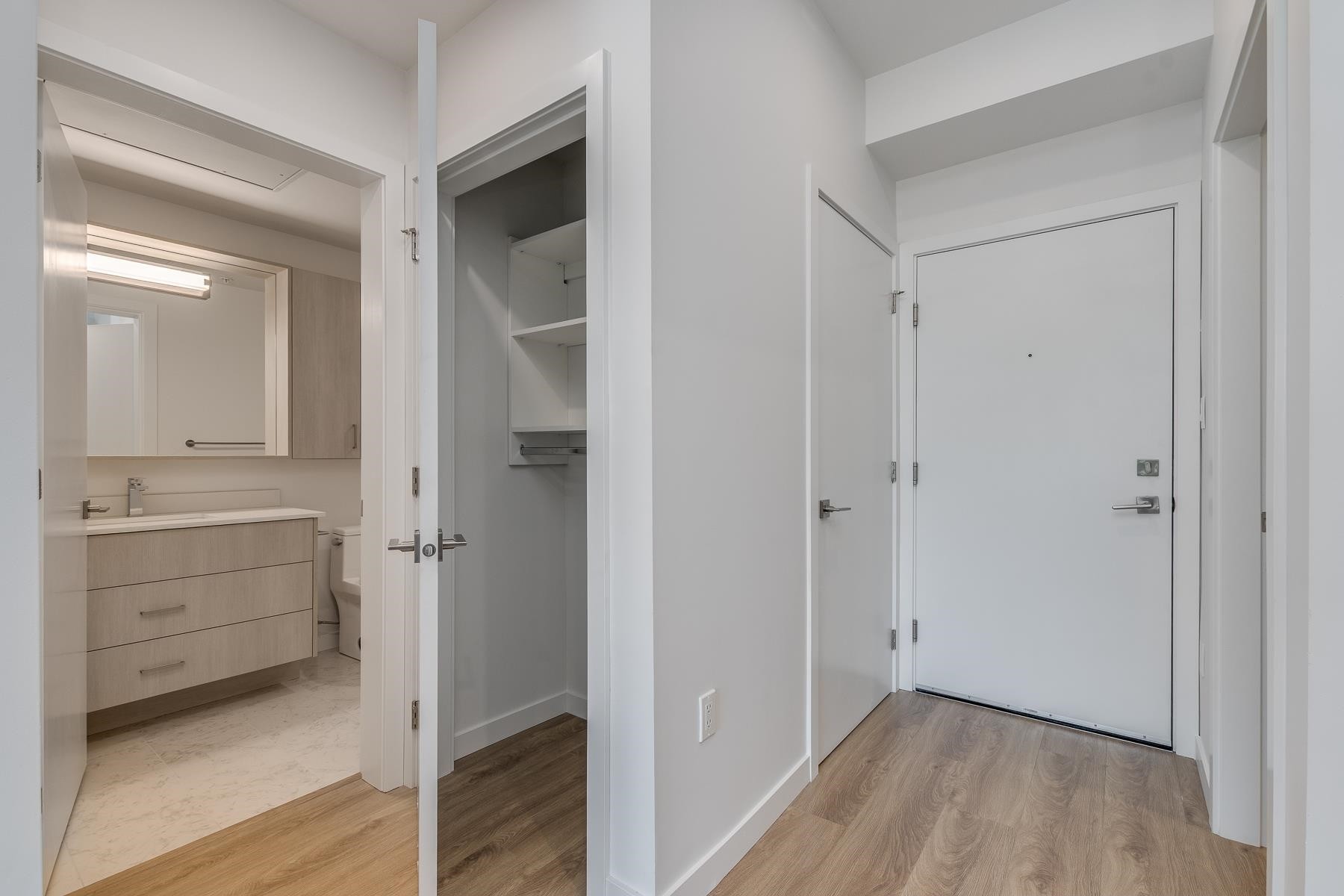 









13858


108

Avenue, E216,
Surrey,




BC
V3T 0T8

