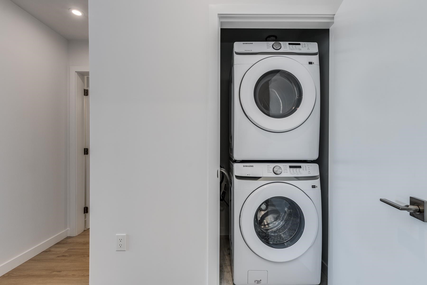 









13858


108

Avenue, E216,
Surrey,




BC
V3T 0T8

