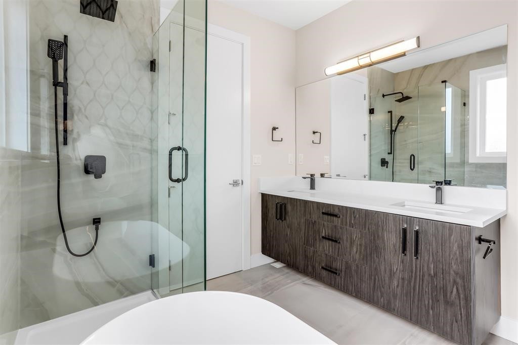 









17136


1

Avenue,
Surrey,




BC
V3Z 9R2


