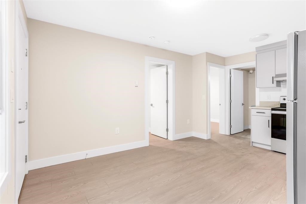 









17136


1

Avenue,
Surrey,




BC
V3Z 9R2

