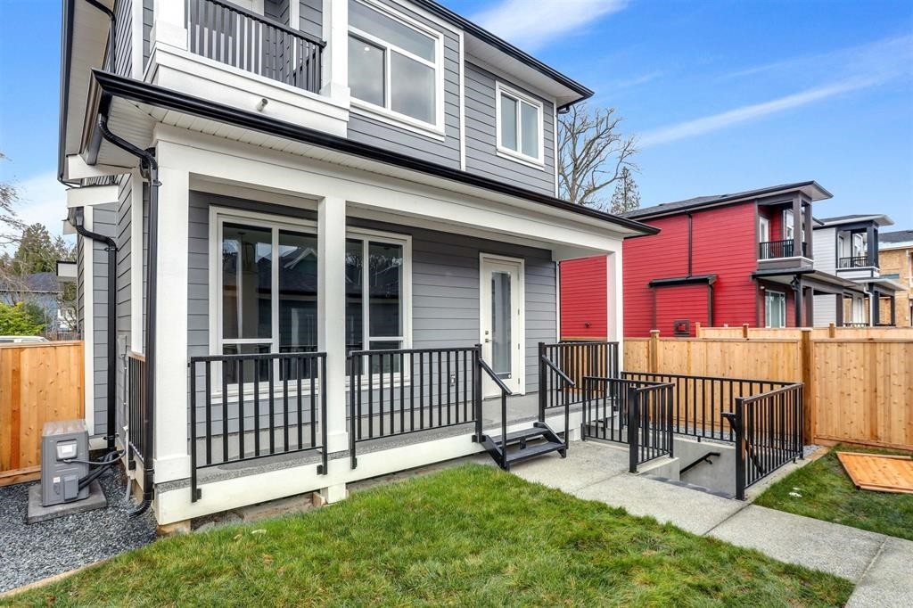 









17136


1

Avenue,
Surrey,




BC
V3Z 9R2

