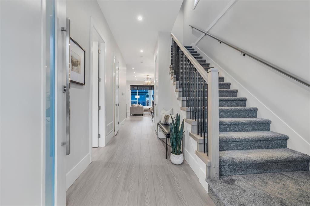 









17136


1

Avenue,
Surrey,




BC
V3Z 9R2

