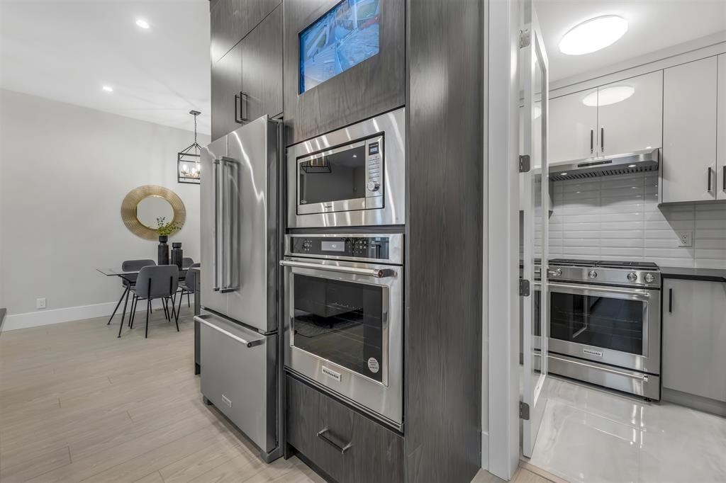 









17136


1

Avenue,
Surrey,




BC
V3Z 9R2

