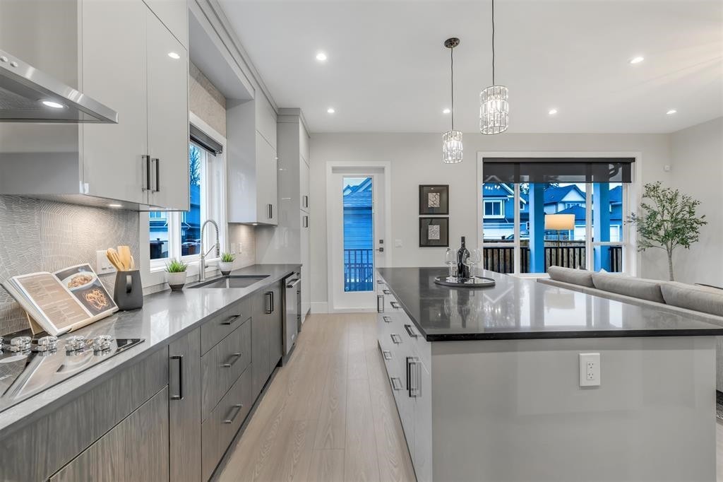 









17136


1

Avenue,
Surrey,




BC
V3Z 9R2

