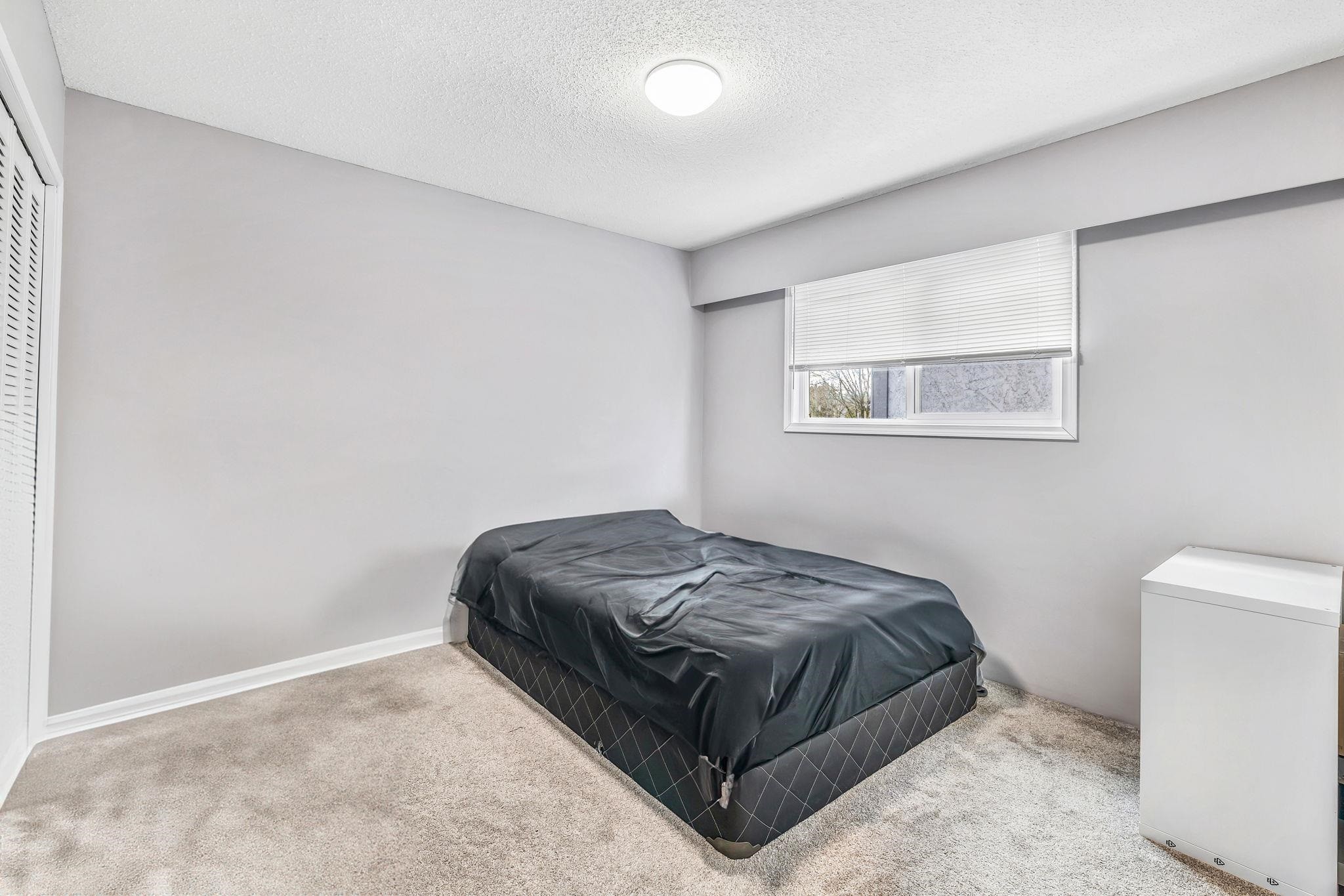 









15420


96

Avenue,
Surrey,




BC
V3R 1G5

