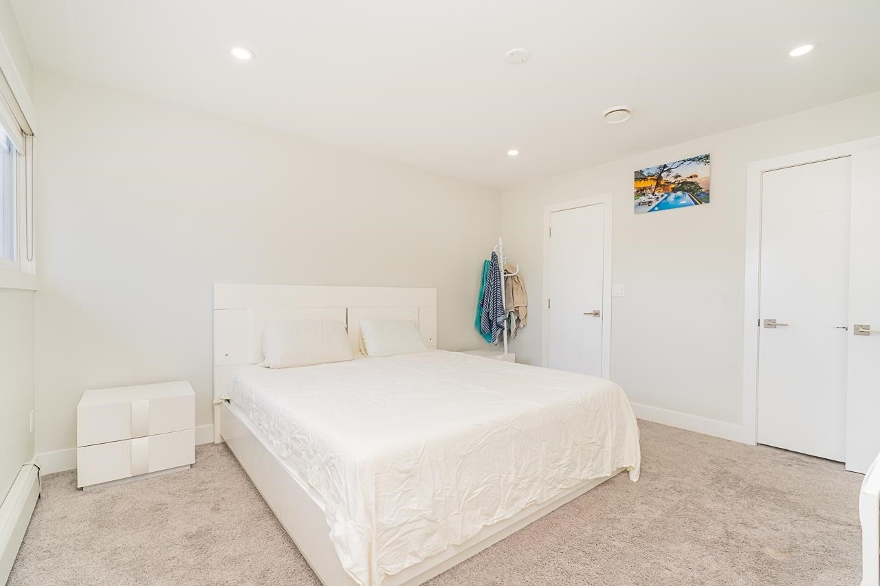 









11553


83

Avenue,
Delta,




BC
V4C 2G9


