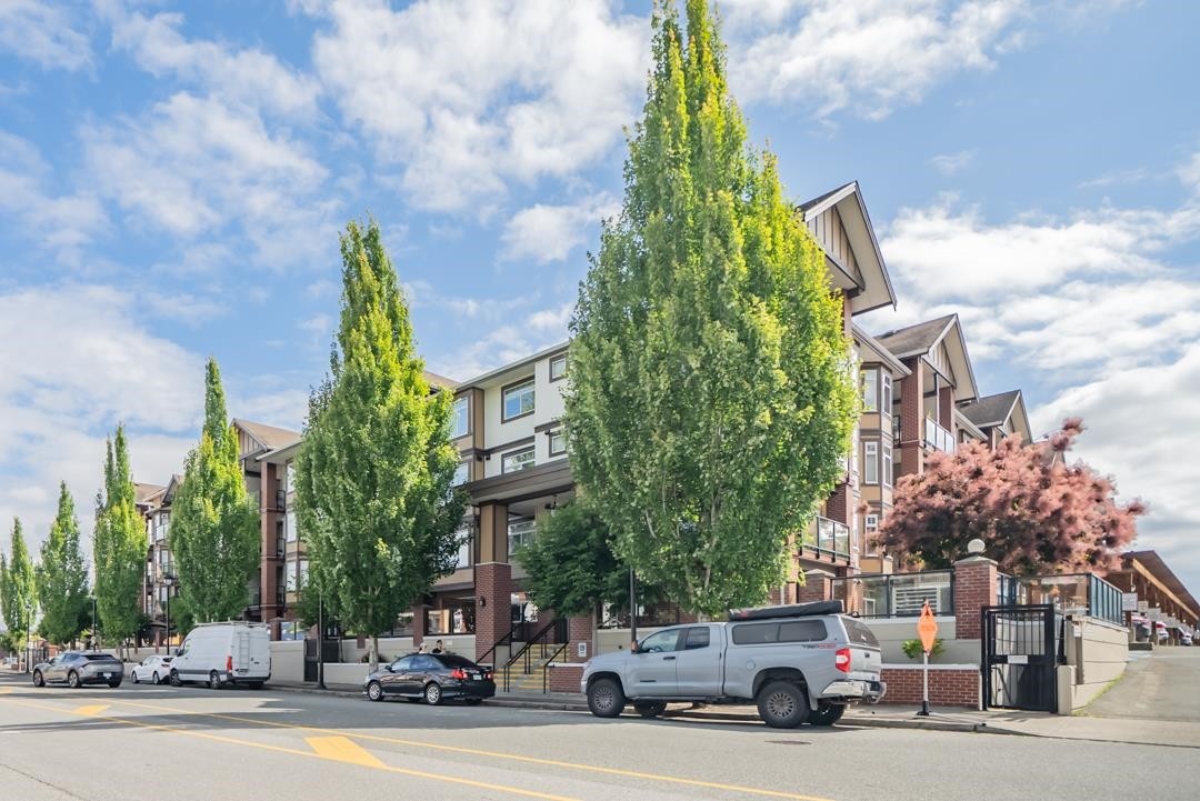 









5660


201a

Street, 351,
Langley,




BC
V3A 0B4

