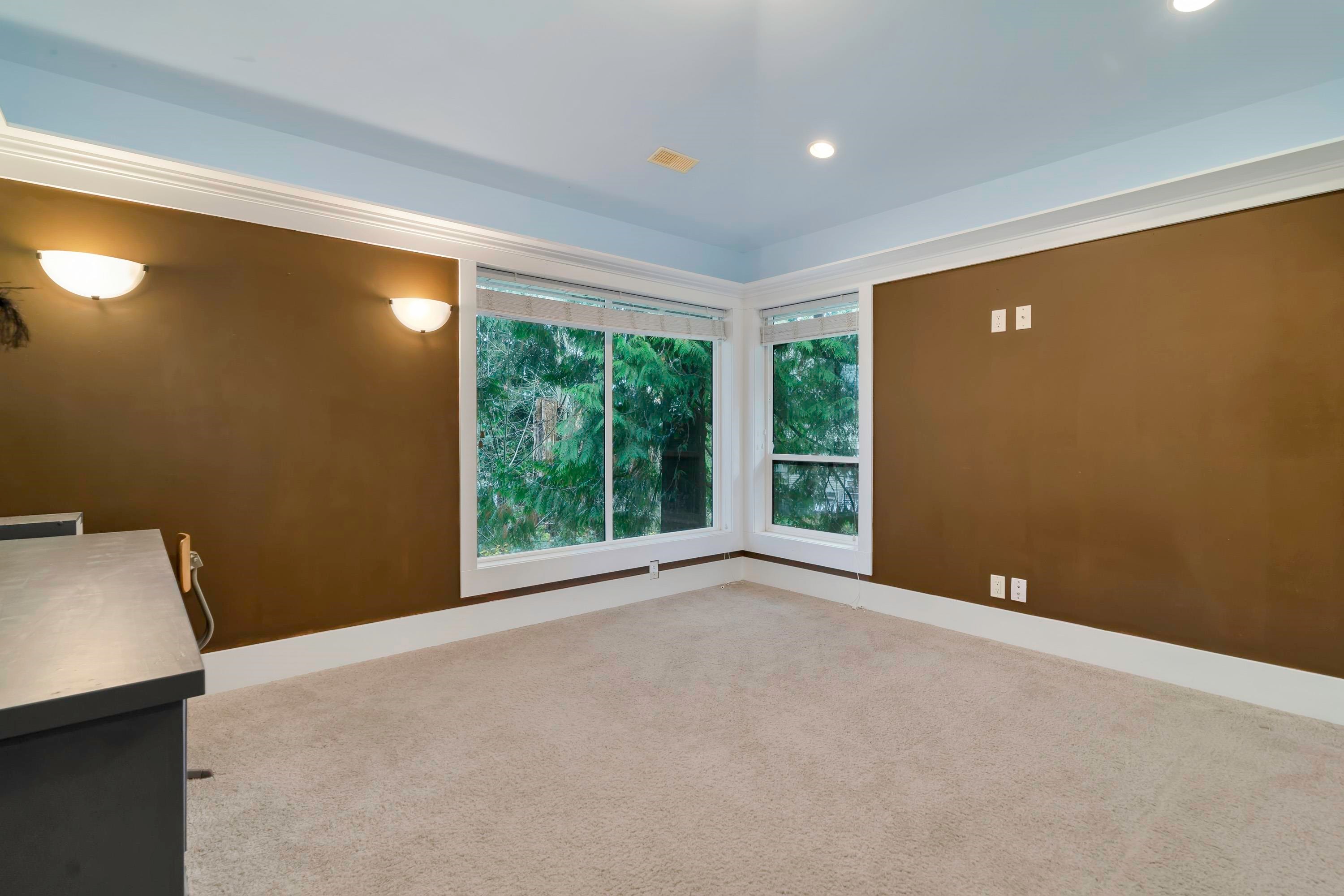









27820


Maclure

Road,
Abbotsford,




BC
V4X 1T2

