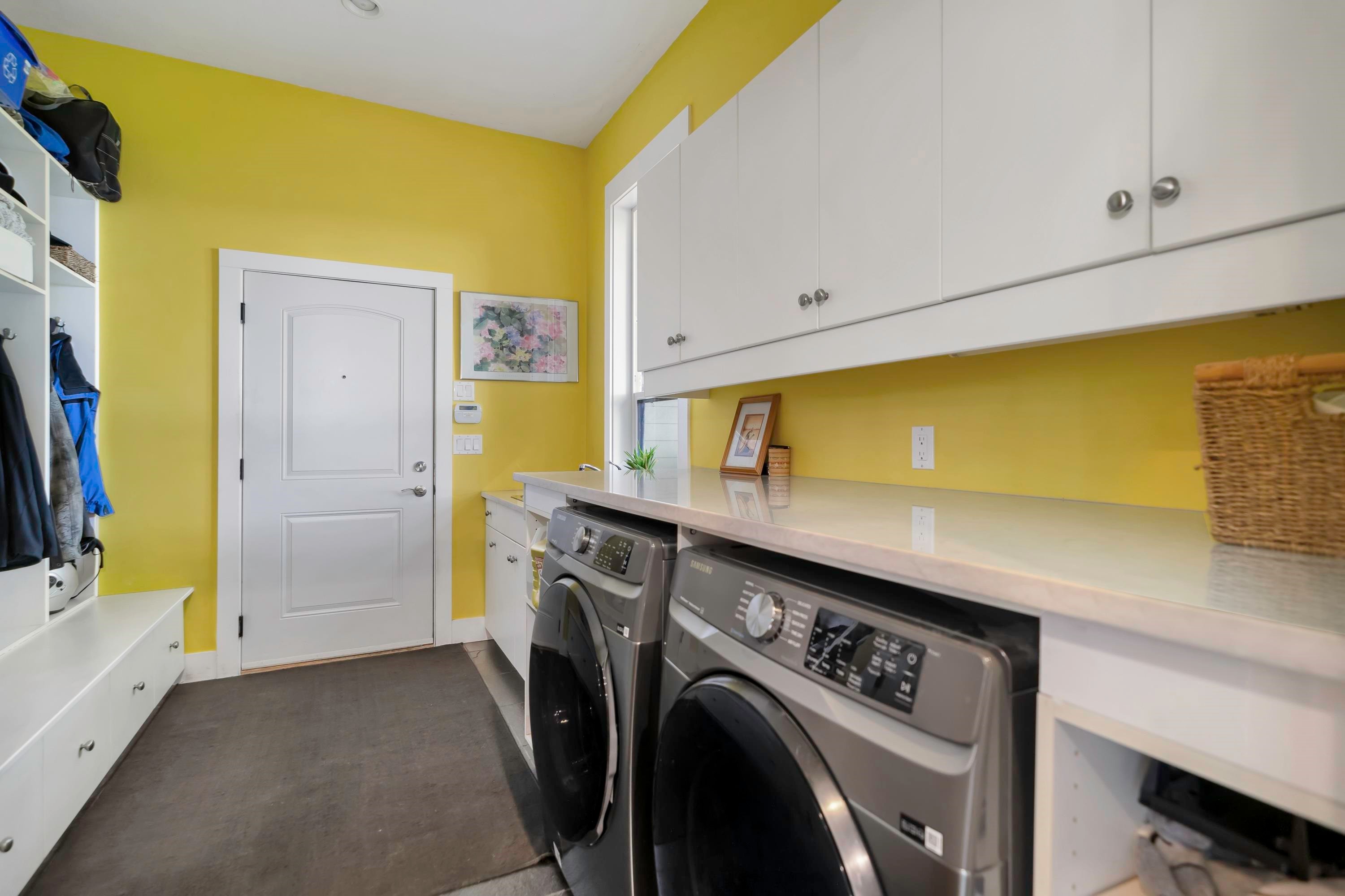 









27820


Maclure

Road,
Abbotsford,




BC
V4X 1T2


