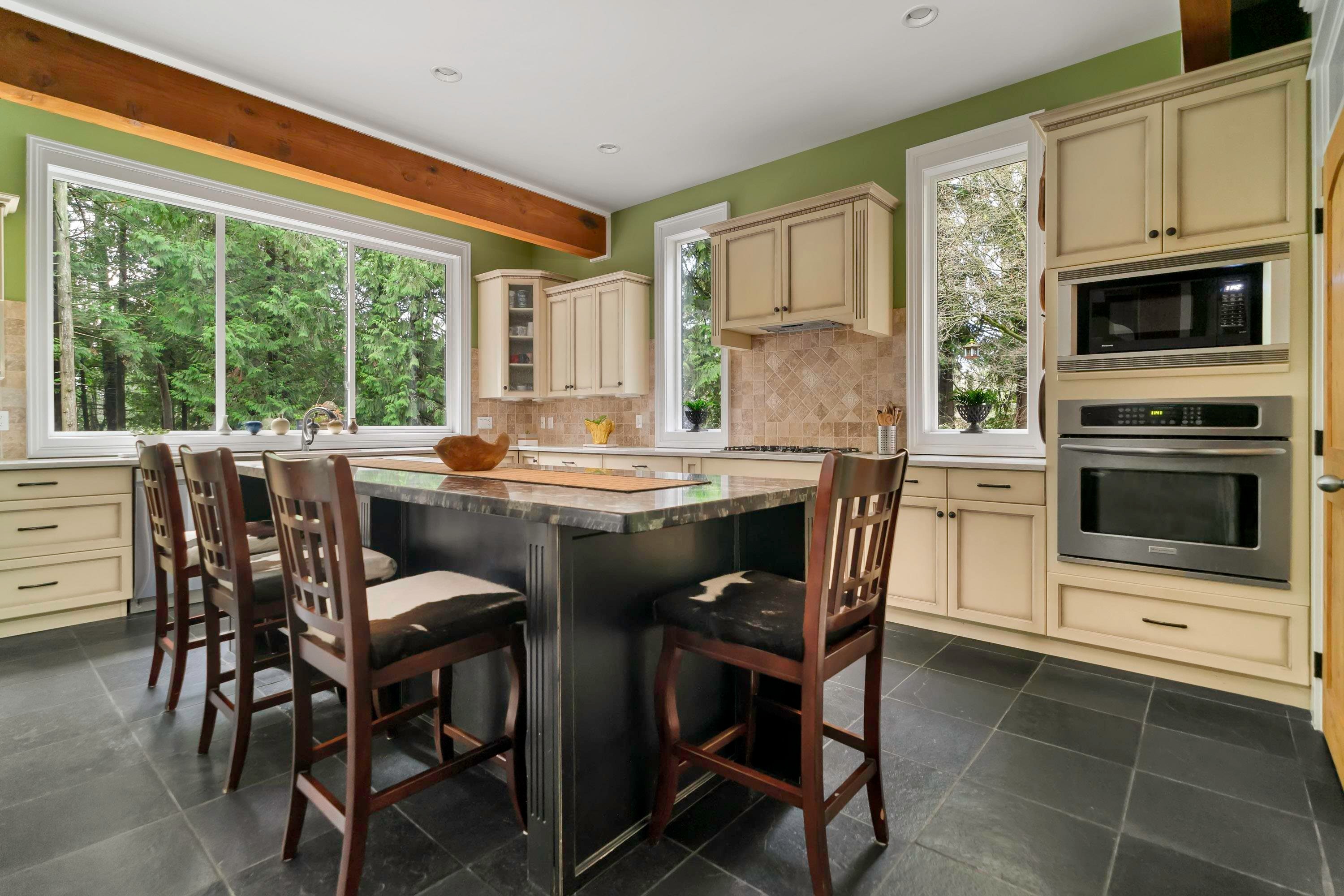 









27820


Maclure

Road,
Abbotsford,




BC
V4X 1T2

