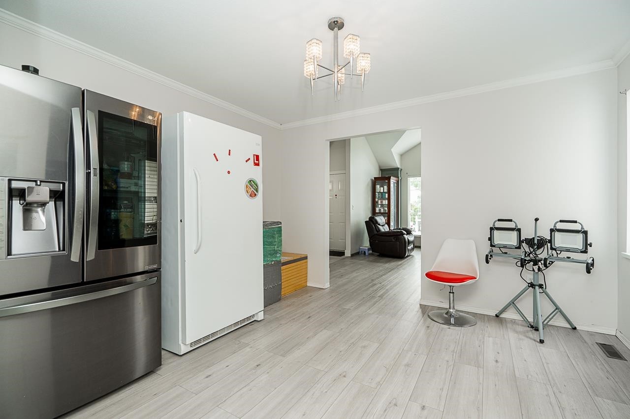 









16089


80

Avenue,
Surrey,




BC
V4N 0X1

