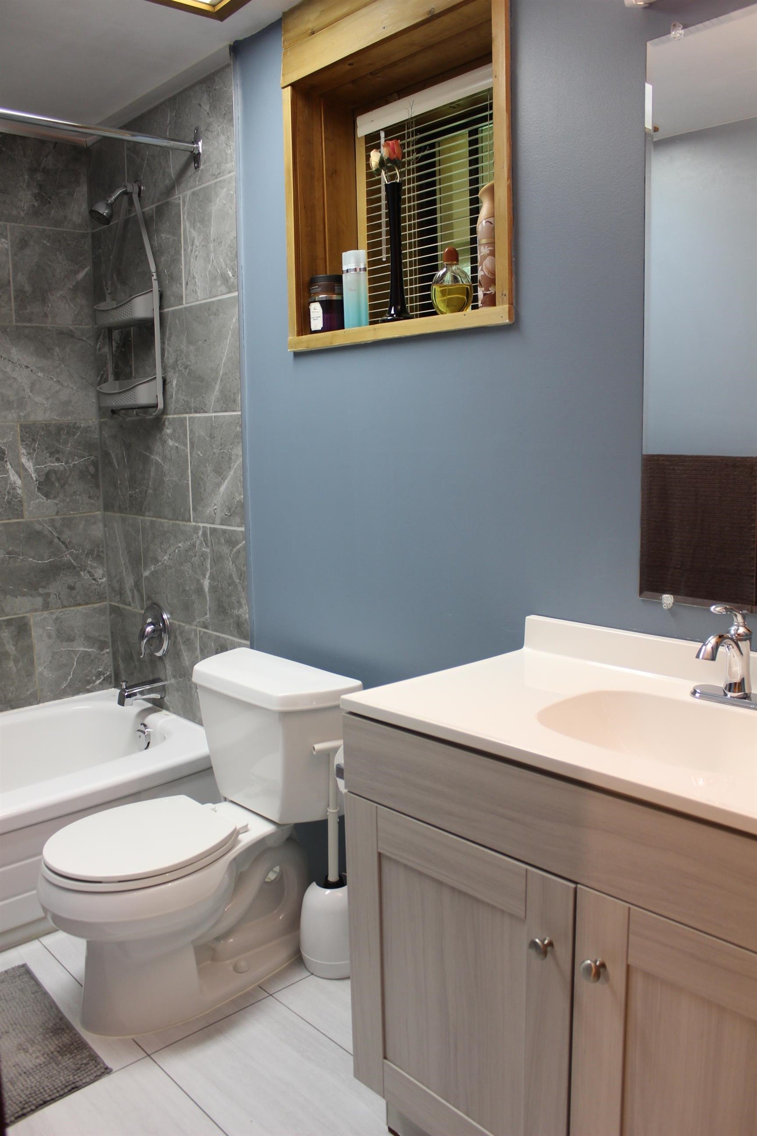 









20649


Edelweiss

Drive, 1,
Agassiz,




BC
V0M 1A1

