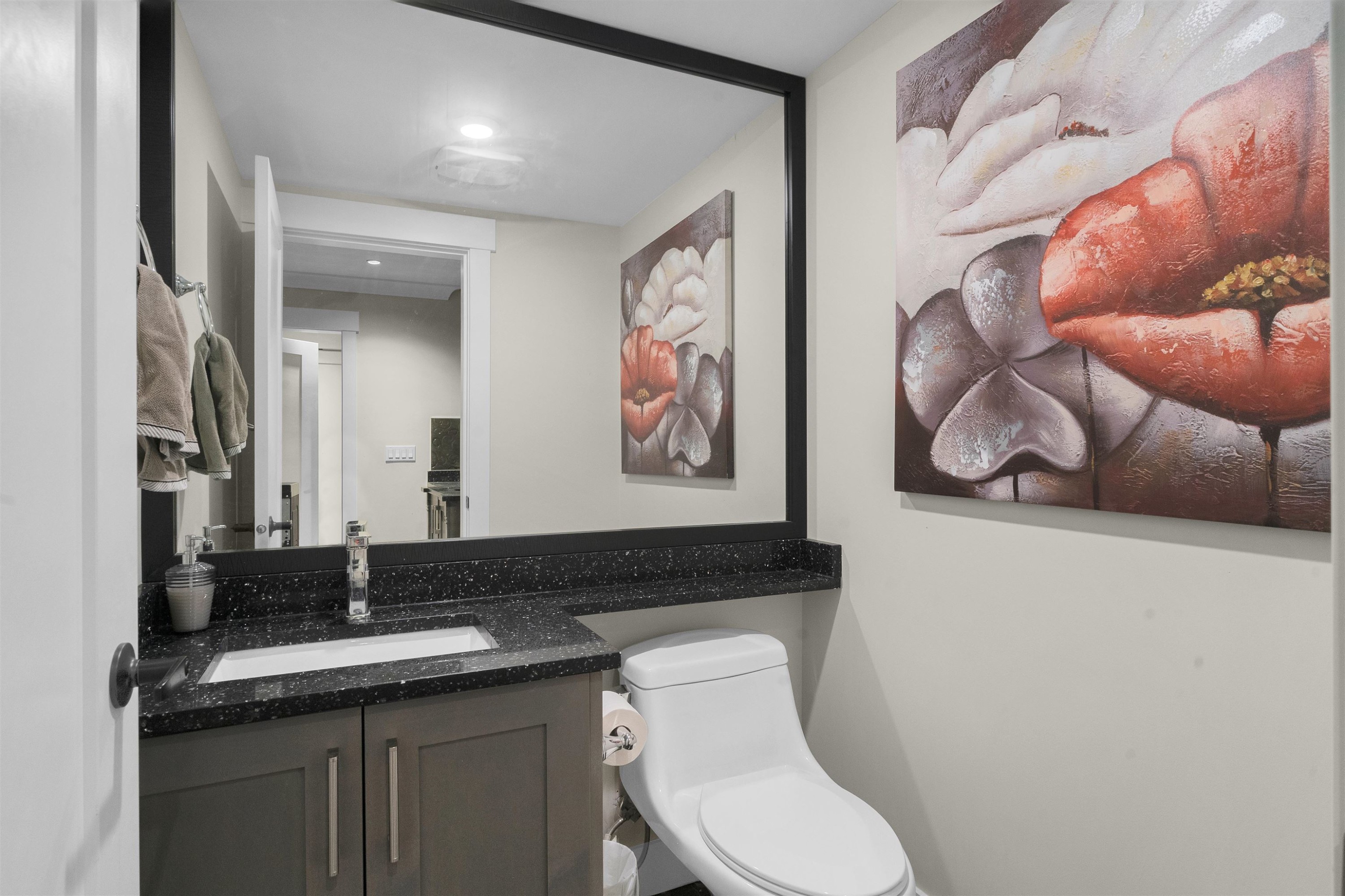 









5888


139a

Street,
Surrey,




BC
V3X 0G7

