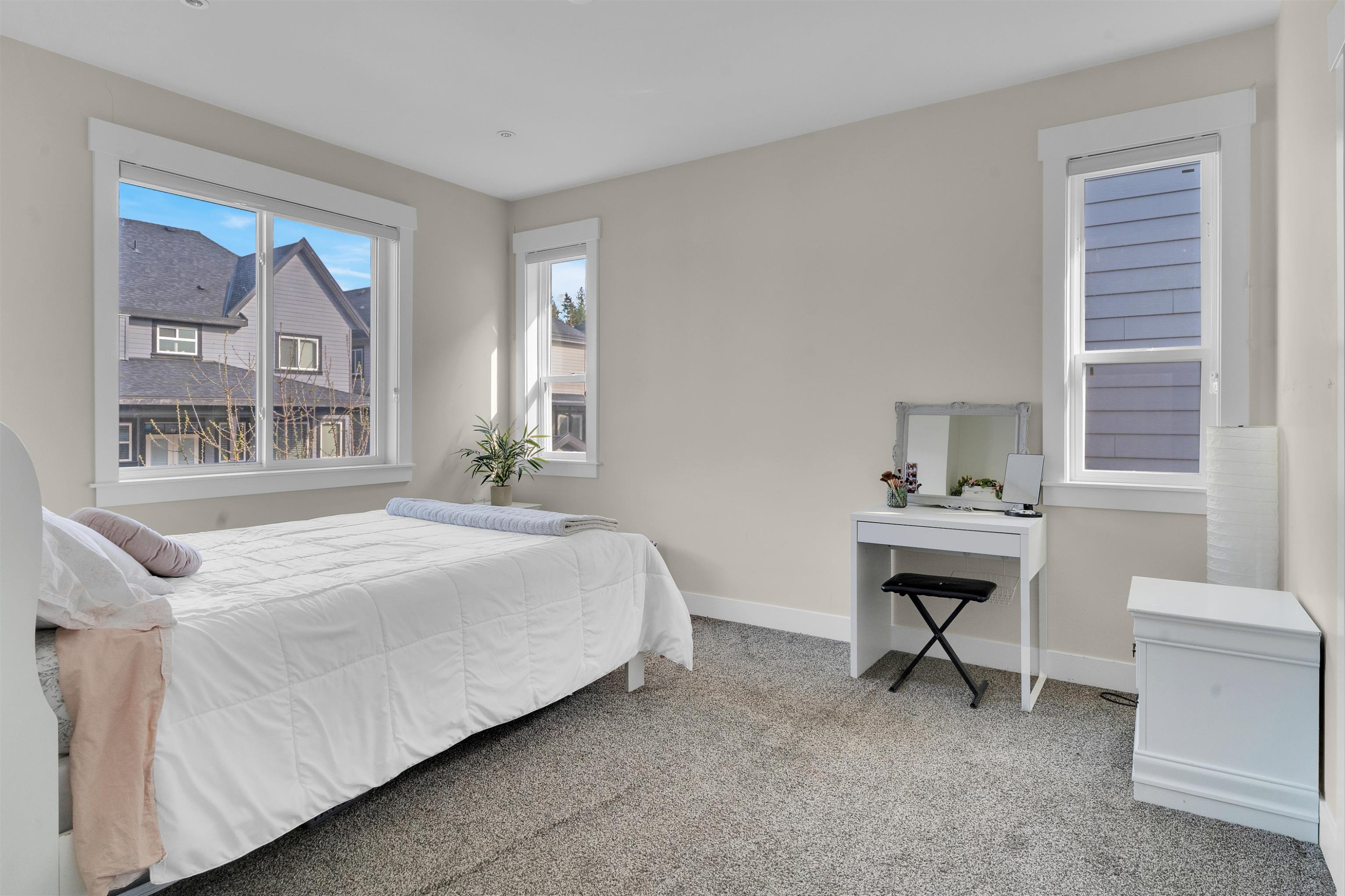 









5888


139a

Street,
Surrey,




BC
V3X 0G7

