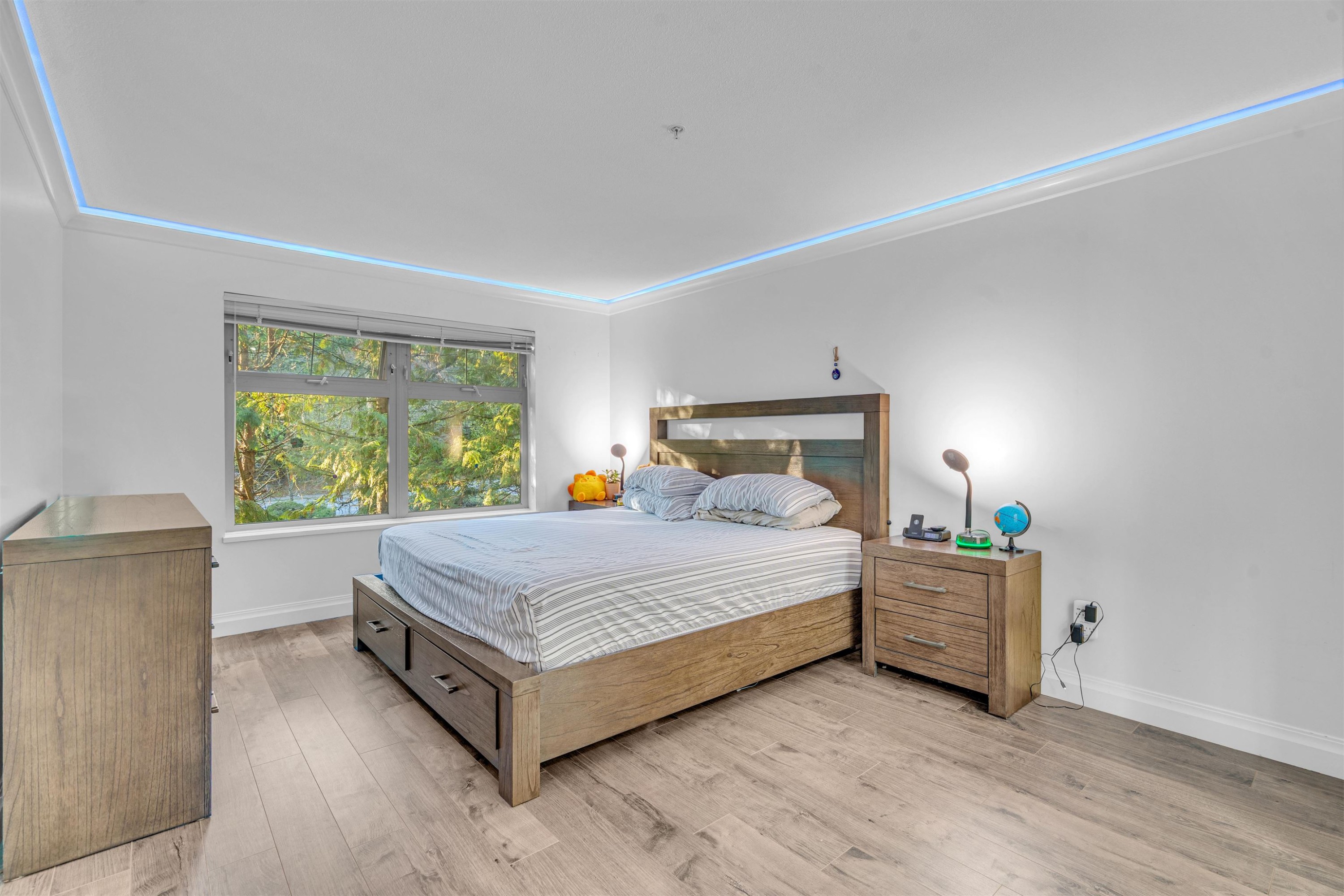 









15220


Guildford

Drive, 210,
Surrey,




BC
V3R 0Y6

