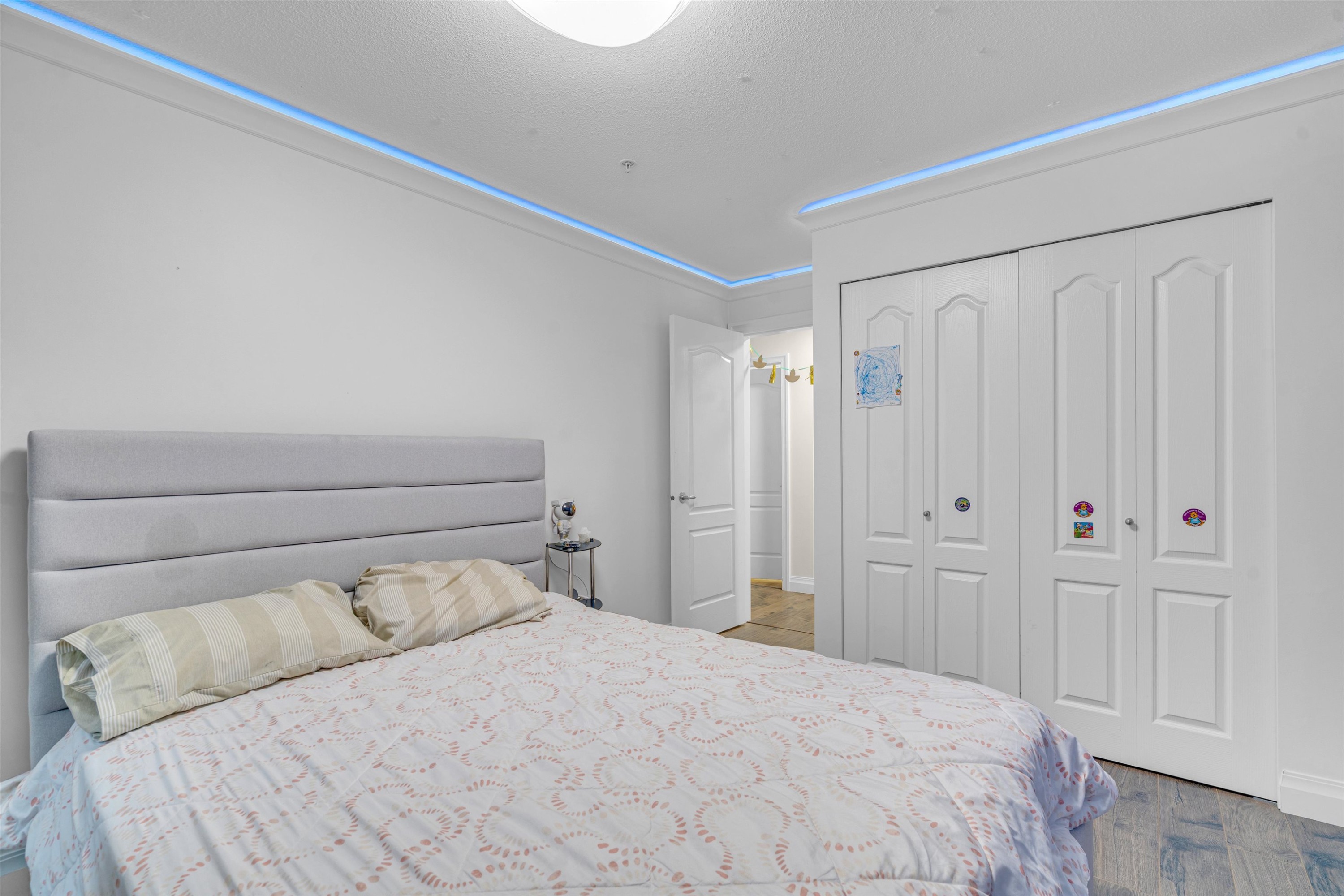 









15220


Guildford

Drive, 210,
Surrey,




BC
V3R 0Y6

