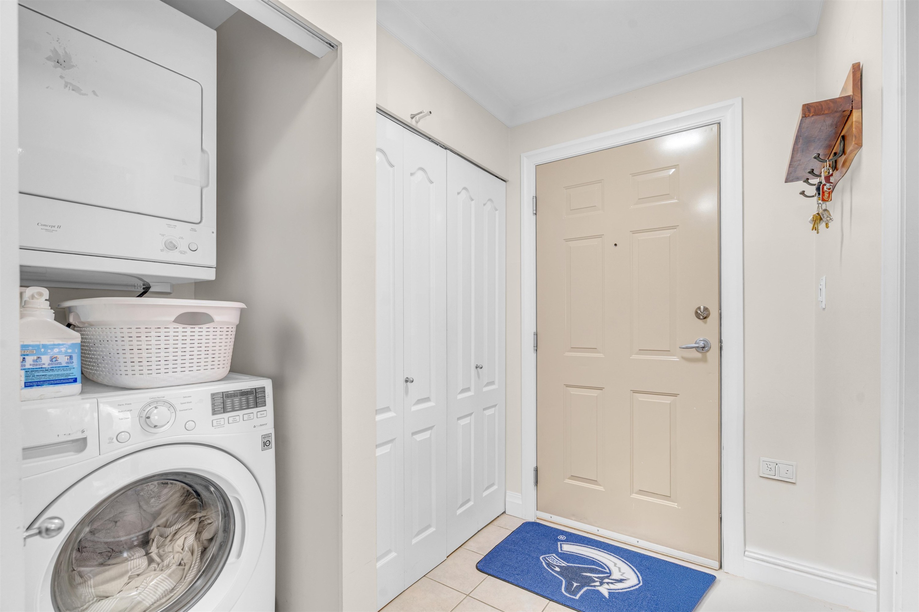 









15220


Guildford

Drive, 210,
Surrey,




BC
V3R 0Y6

