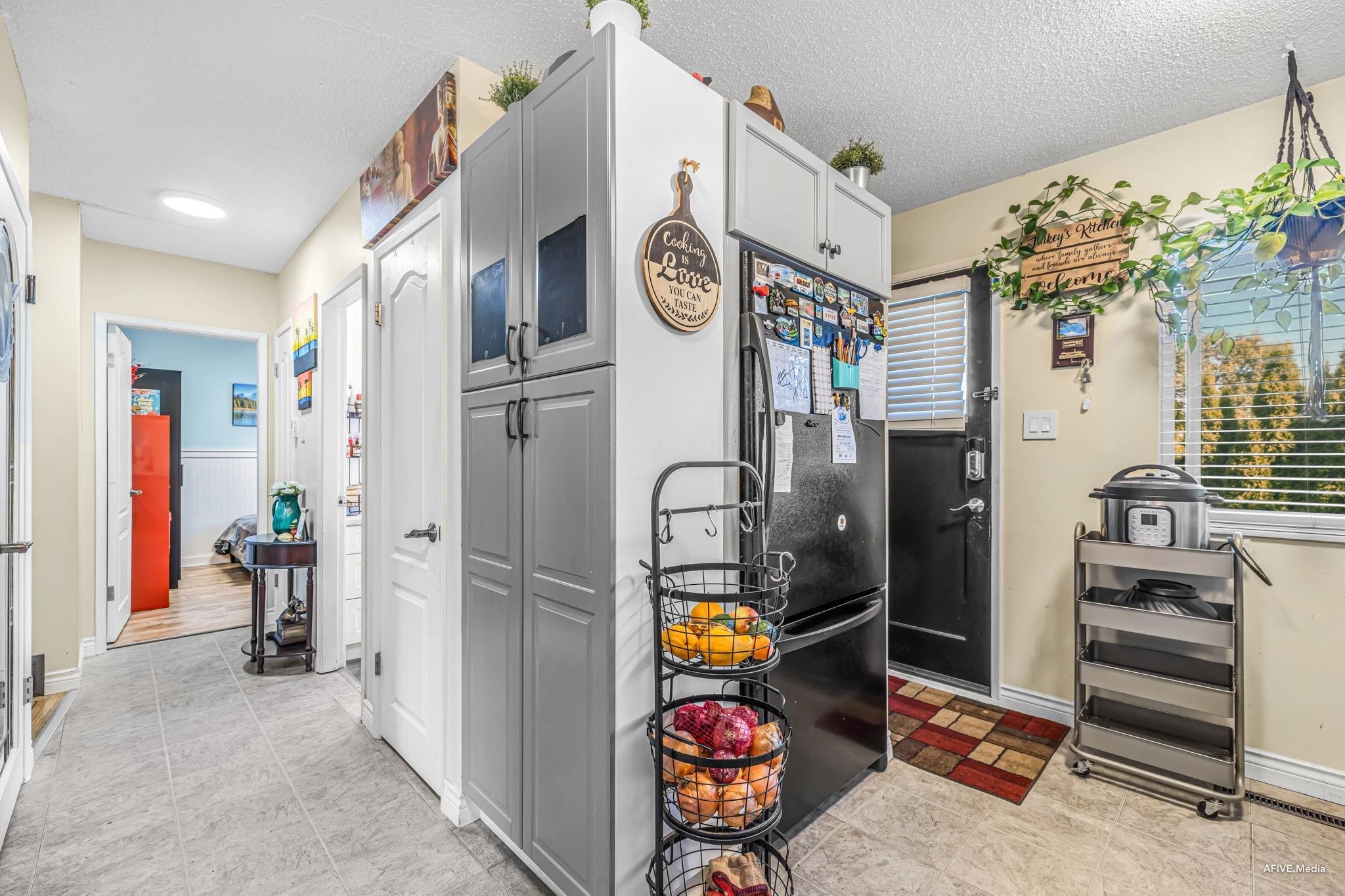 









11475


92a

Avenue,
Delta,




BC
V4C 3M6

