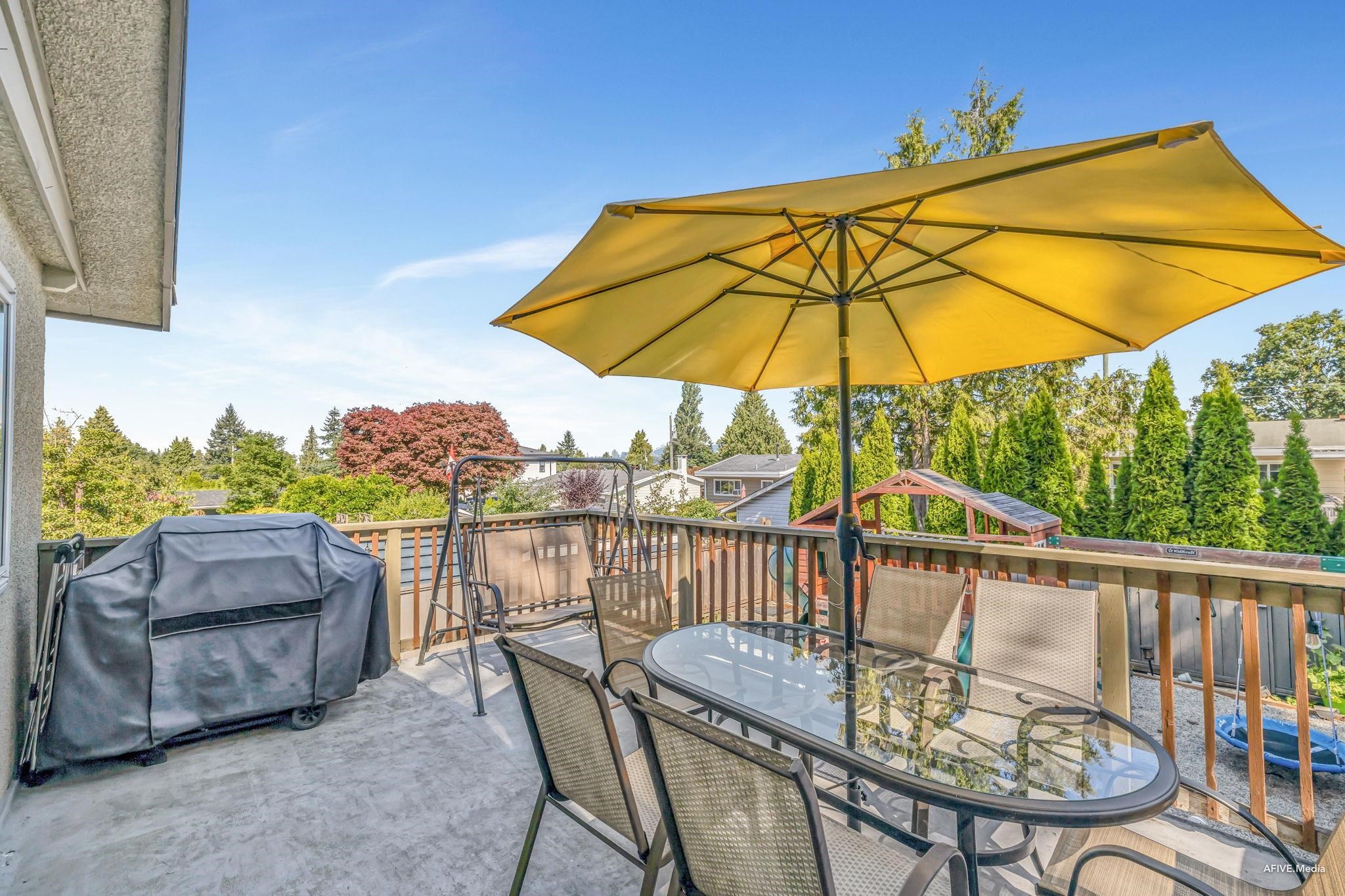 









11475


92a

Avenue,
Delta,




BC
V4C 3M6

