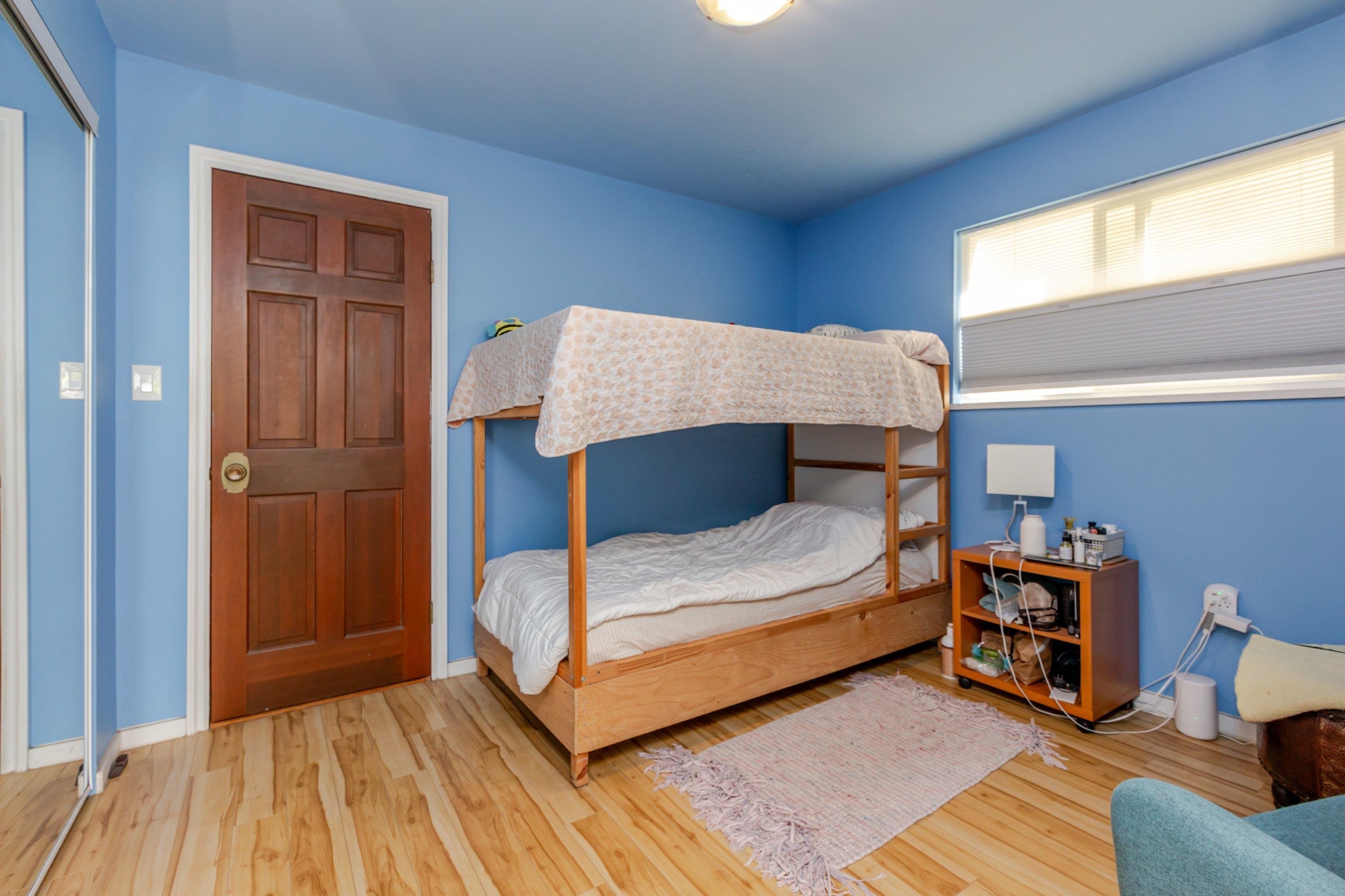 









6640


133

Street,
Surrey,




BC
V3W 8C3

