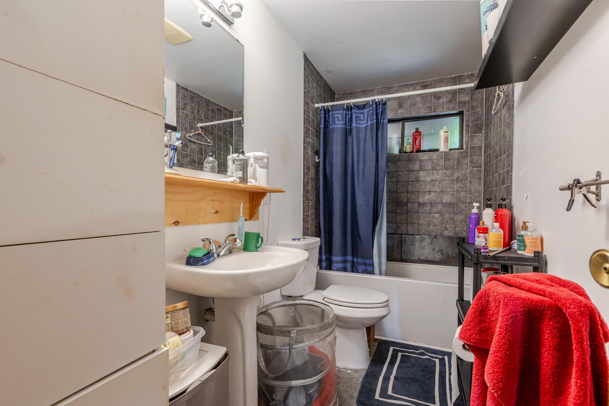 









6640


133

Street,
Surrey,




BC
V3W 8C3

