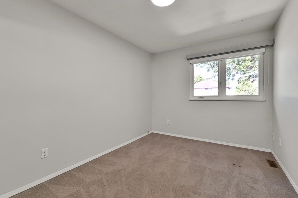









6027


Morgan

Drive,
Surrey,




BC
V3S 3L9

