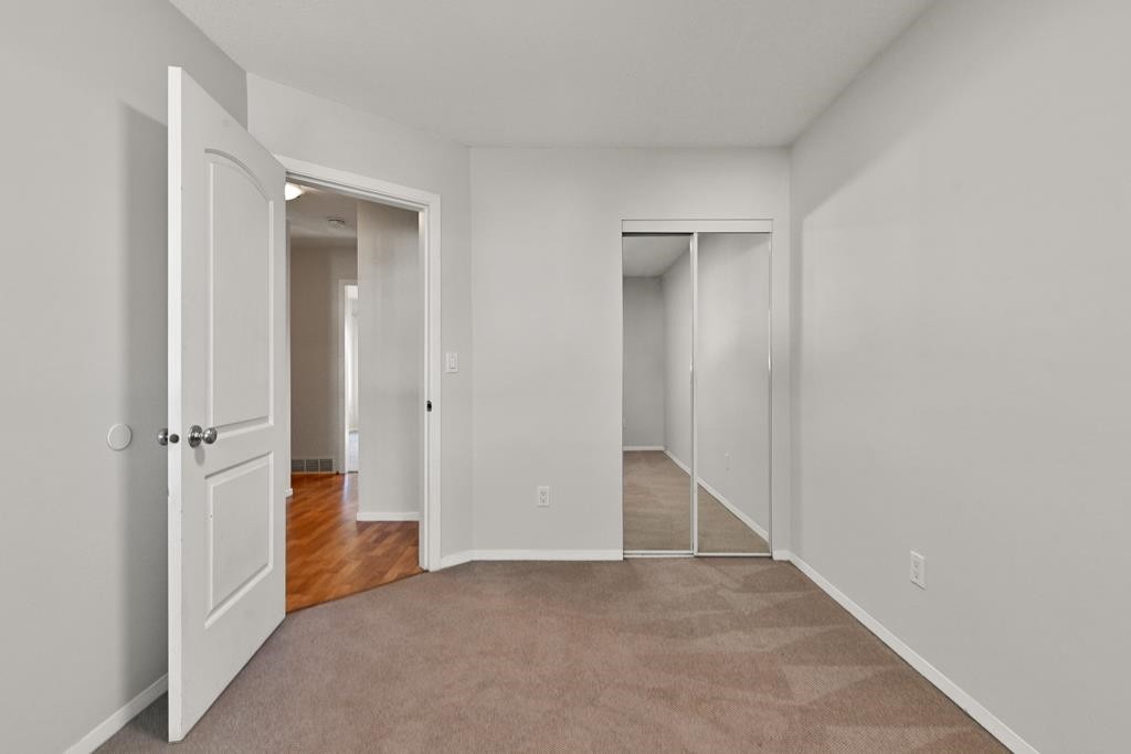 









6027


Morgan

Drive,
Surrey,




BC
V3S 3L9

