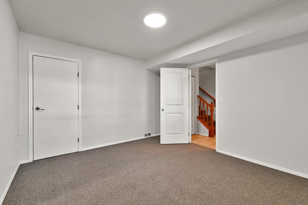 









6027


Morgan

Drive,
Surrey,




BC
V3S 3L9

