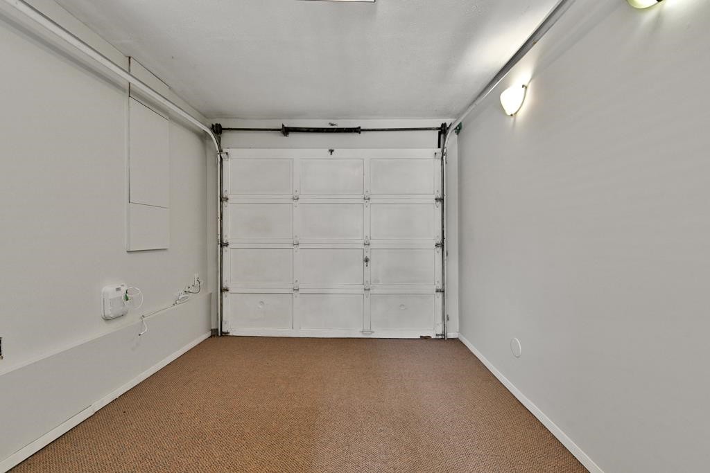 









6027


Morgan

Drive,
Surrey,




BC
V3S 3L9

