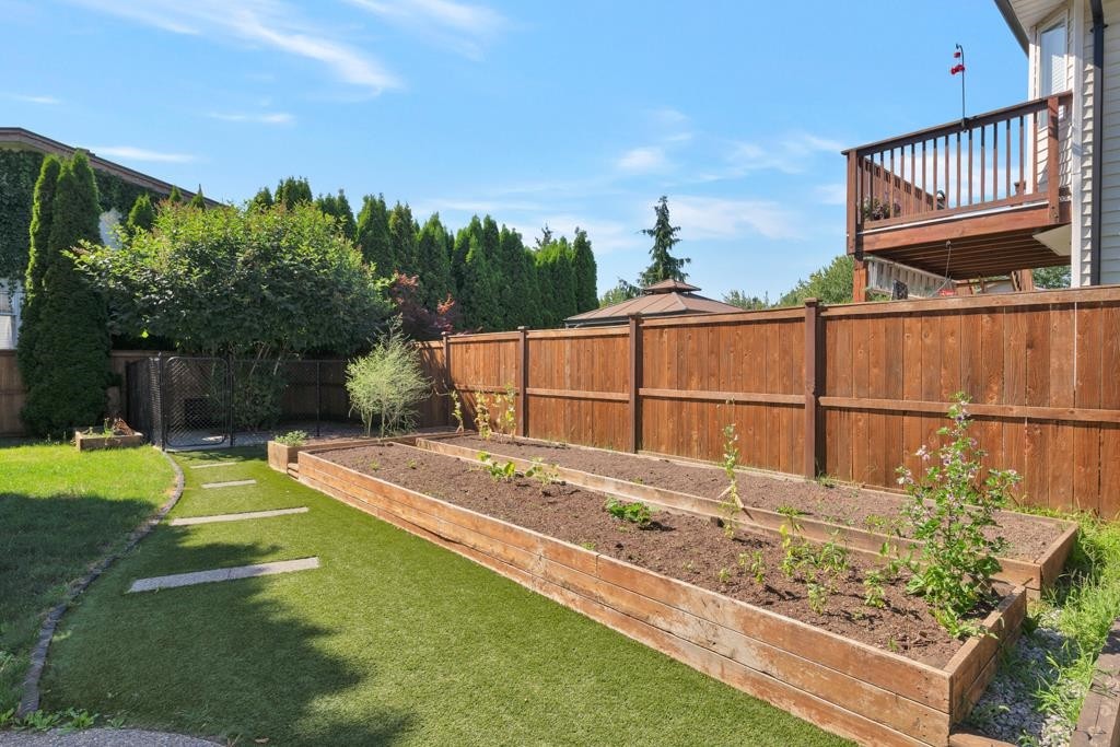









6027


Morgan

Drive,
Surrey,




BC
V3S 3L9

