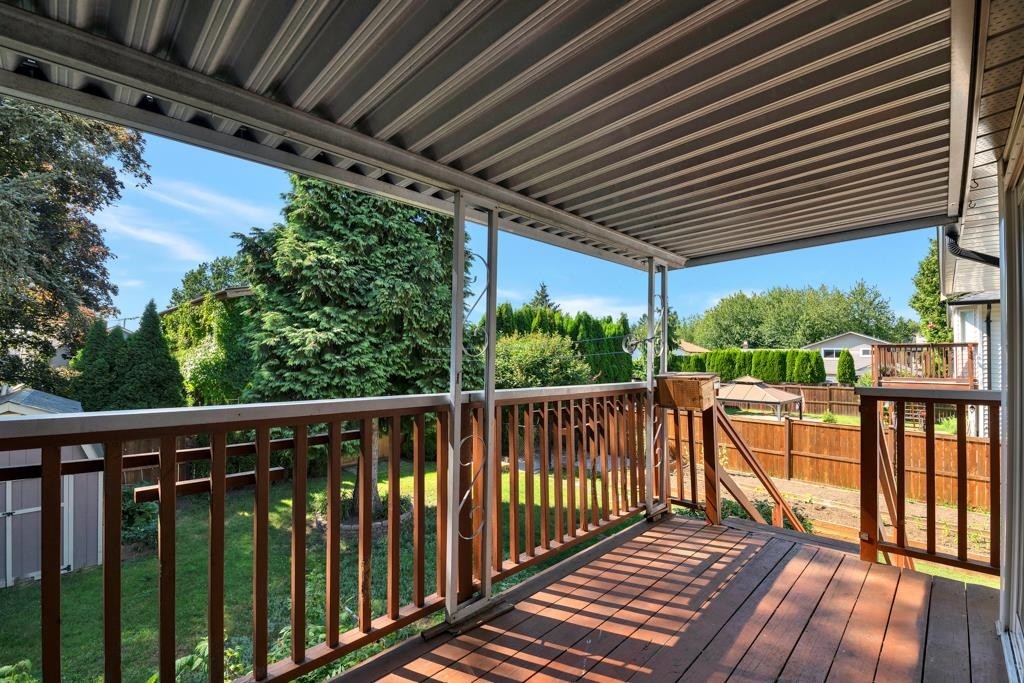 









6027


Morgan

Drive,
Surrey,




BC
V3S 3L9

